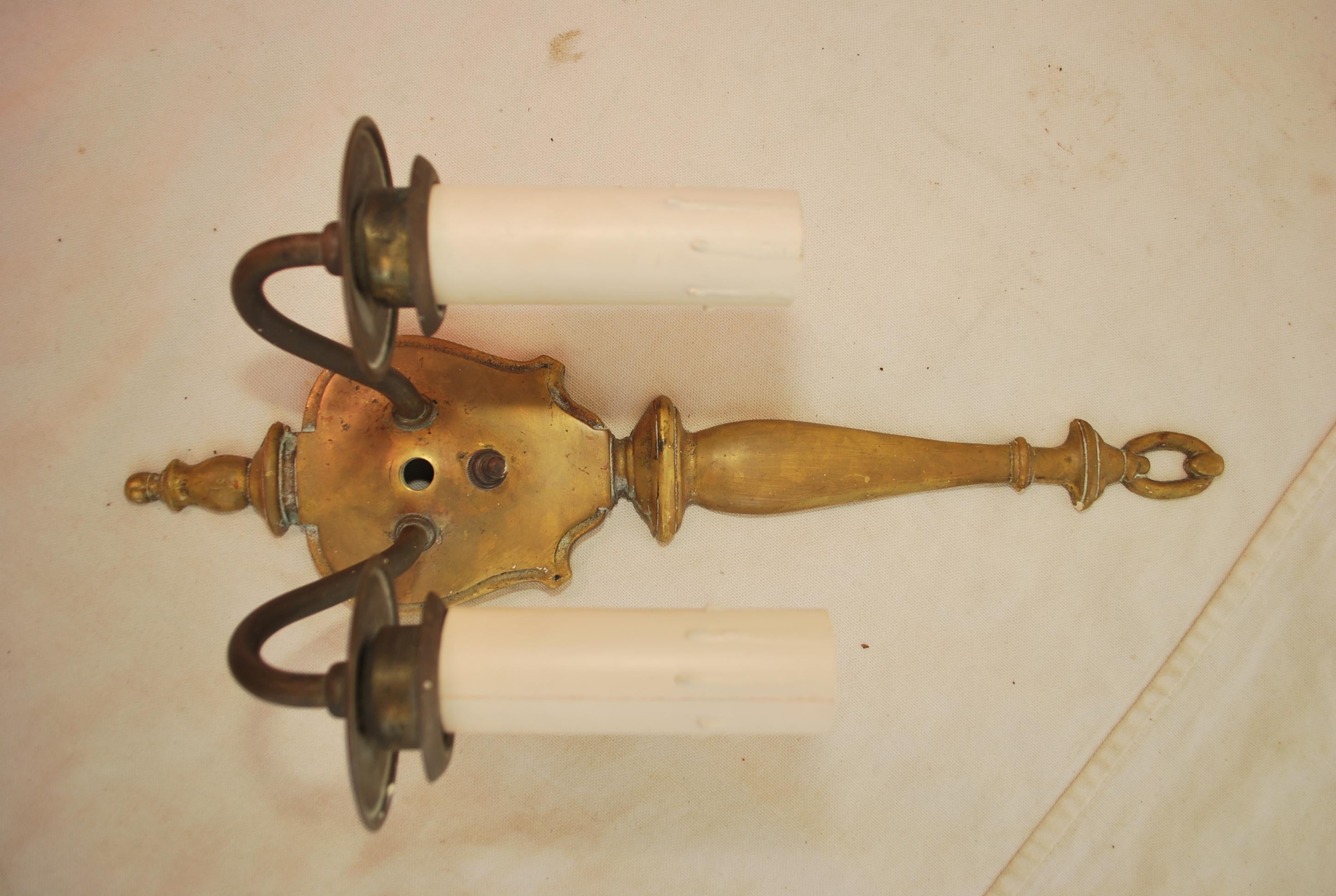 Elegant Set of Four 1920's Brass Sconces In Good Condition For Sale In Los Angeles, CA