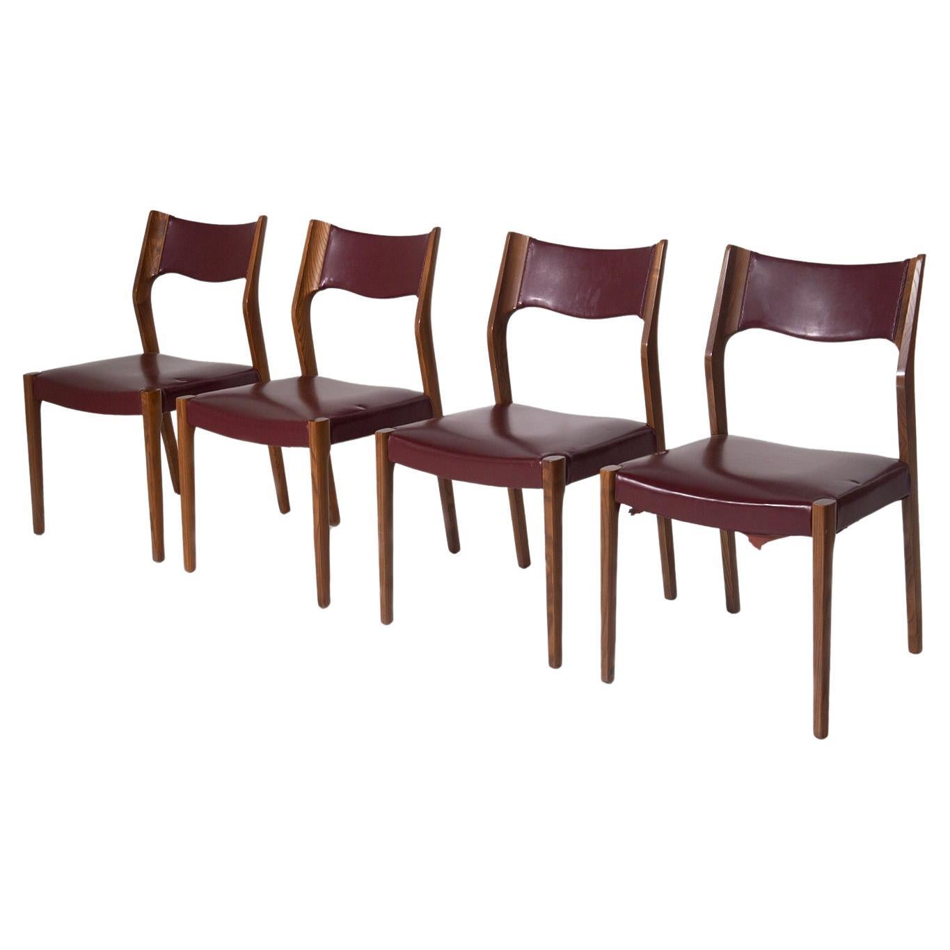 Elegant Set of four Italian chairs in burgundy leather