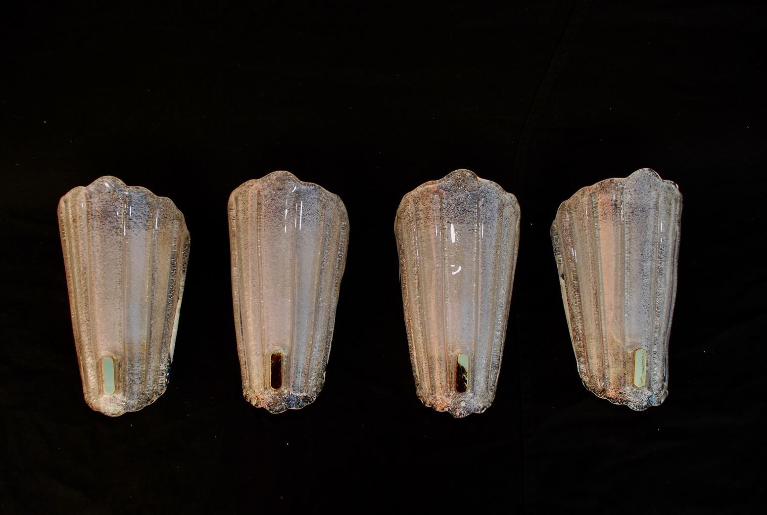 Elegant Set of six Murano Sconces In Good Condition In Los Angeles, CA