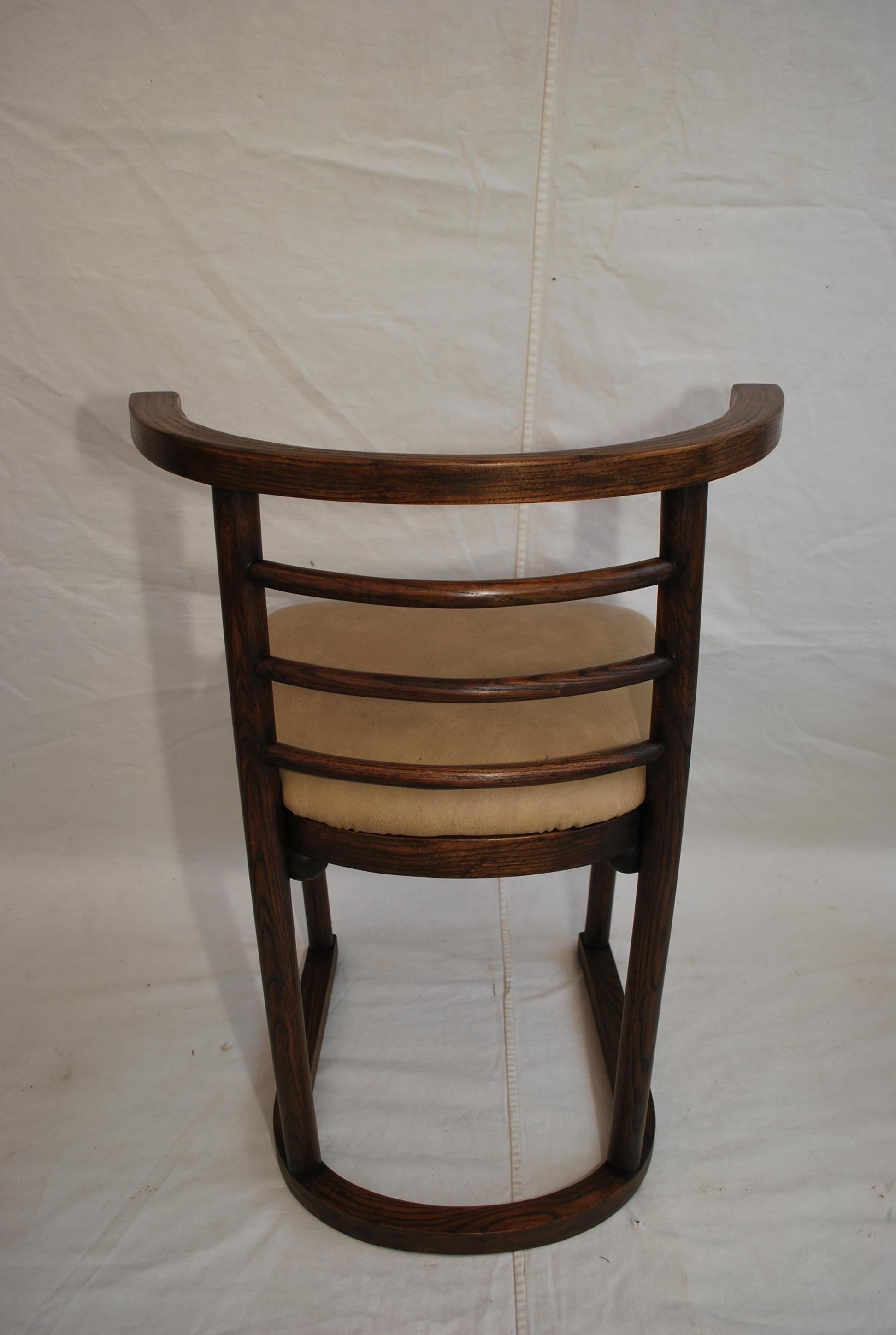 Élégant ensemble de six chaises des années 1940 par Josef Hoffmann pour taonet  en vente 5
