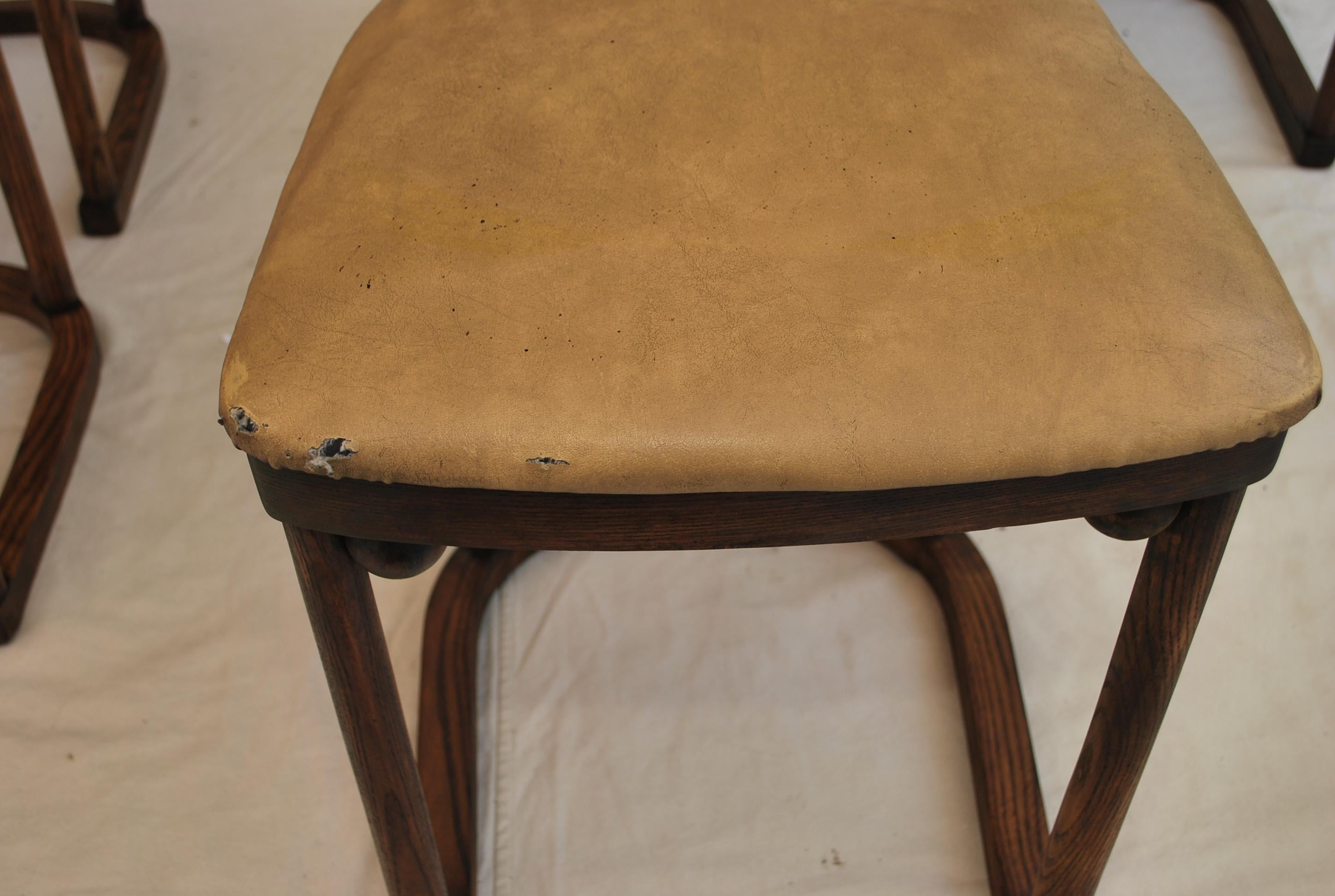Mid-20th Century Elegant set of six 1940's chairs by Josef Hoffmann for taonet