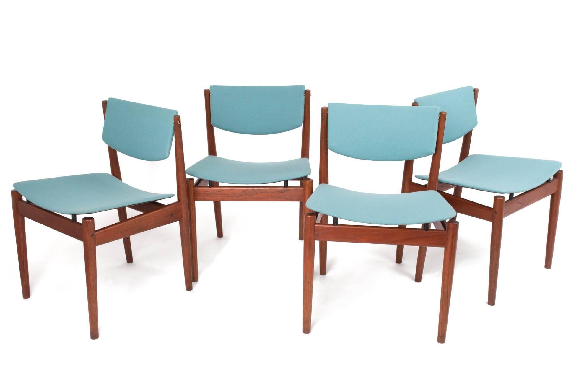 Danish Finn Juhl Set of Six Scandinavian Modern Teak Dining Chairs, Denmark 1960's