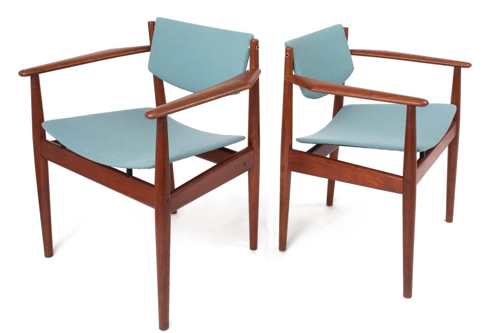 Finn Juhl Set of Six Scandinavian Modern Teak Dining Chairs, Denmark 1960's In Good Condition In New York, NY