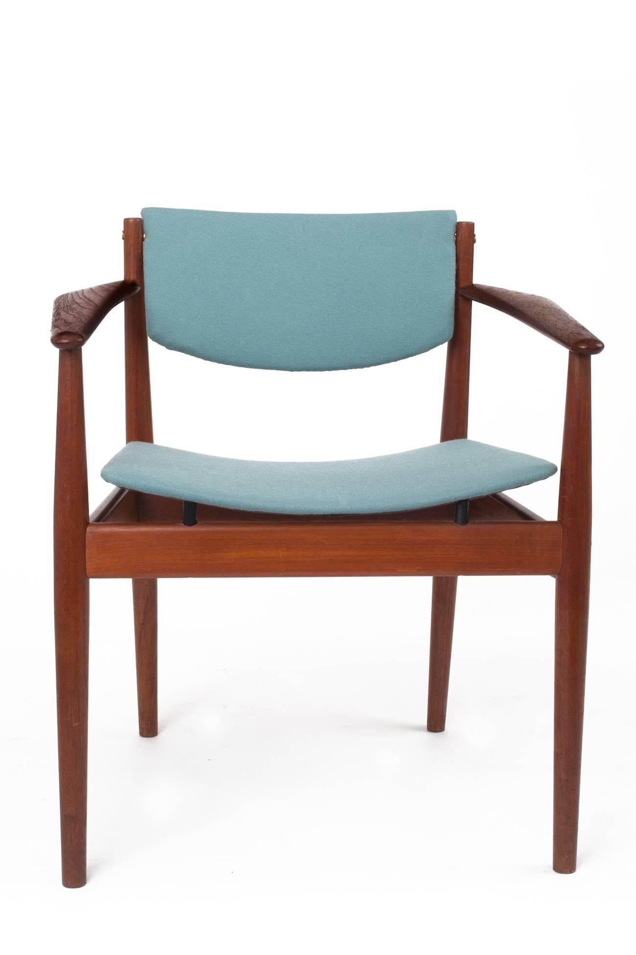 Finn Juhl Set of Six Scandinavian Modern Teak Dining Chairs, Denmark 1960's 1