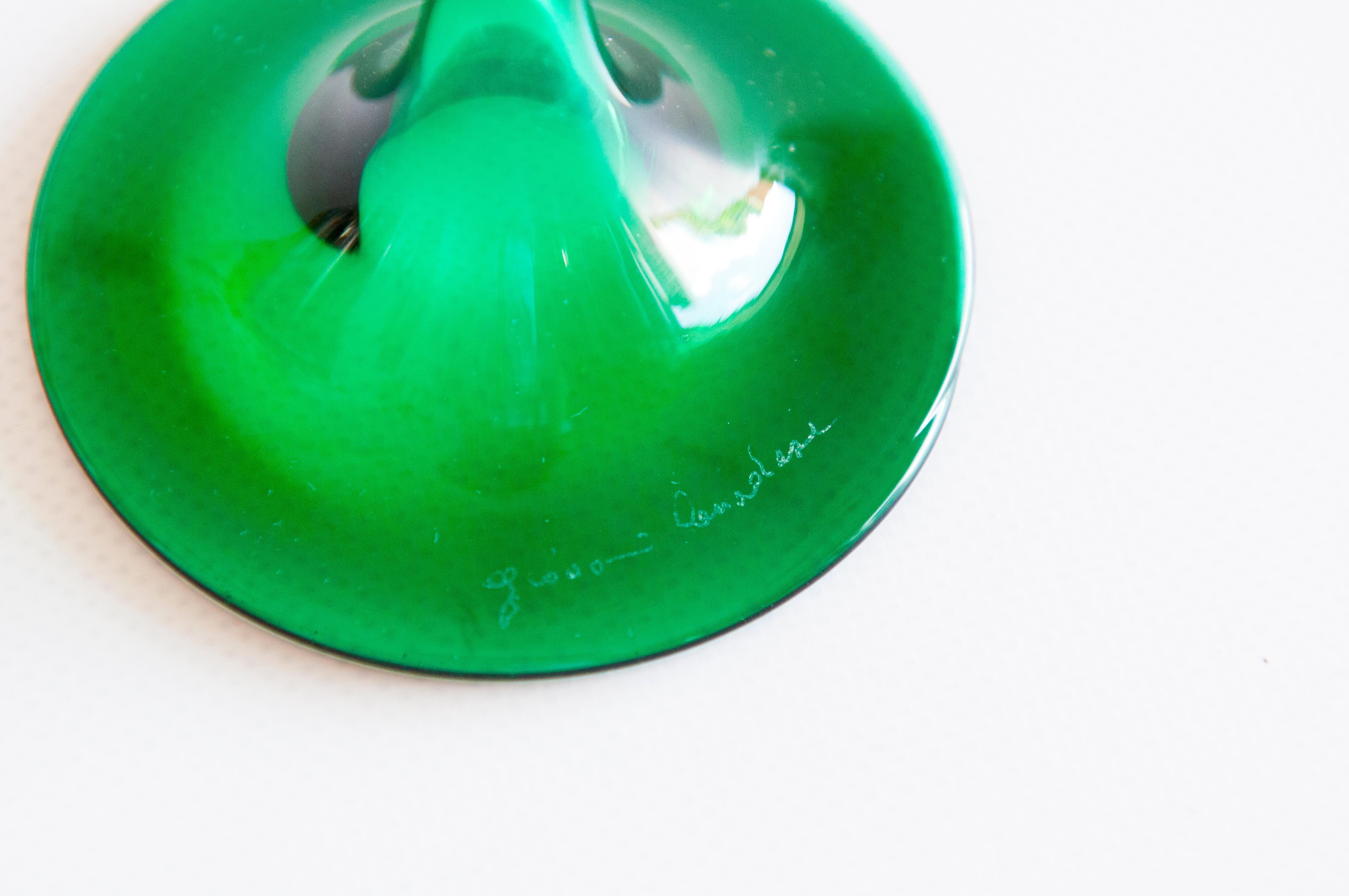 Elegant ensemble de six gobelets en verre de Murano vert émeraude et or, Giovanni Dalla Fina en vente 4