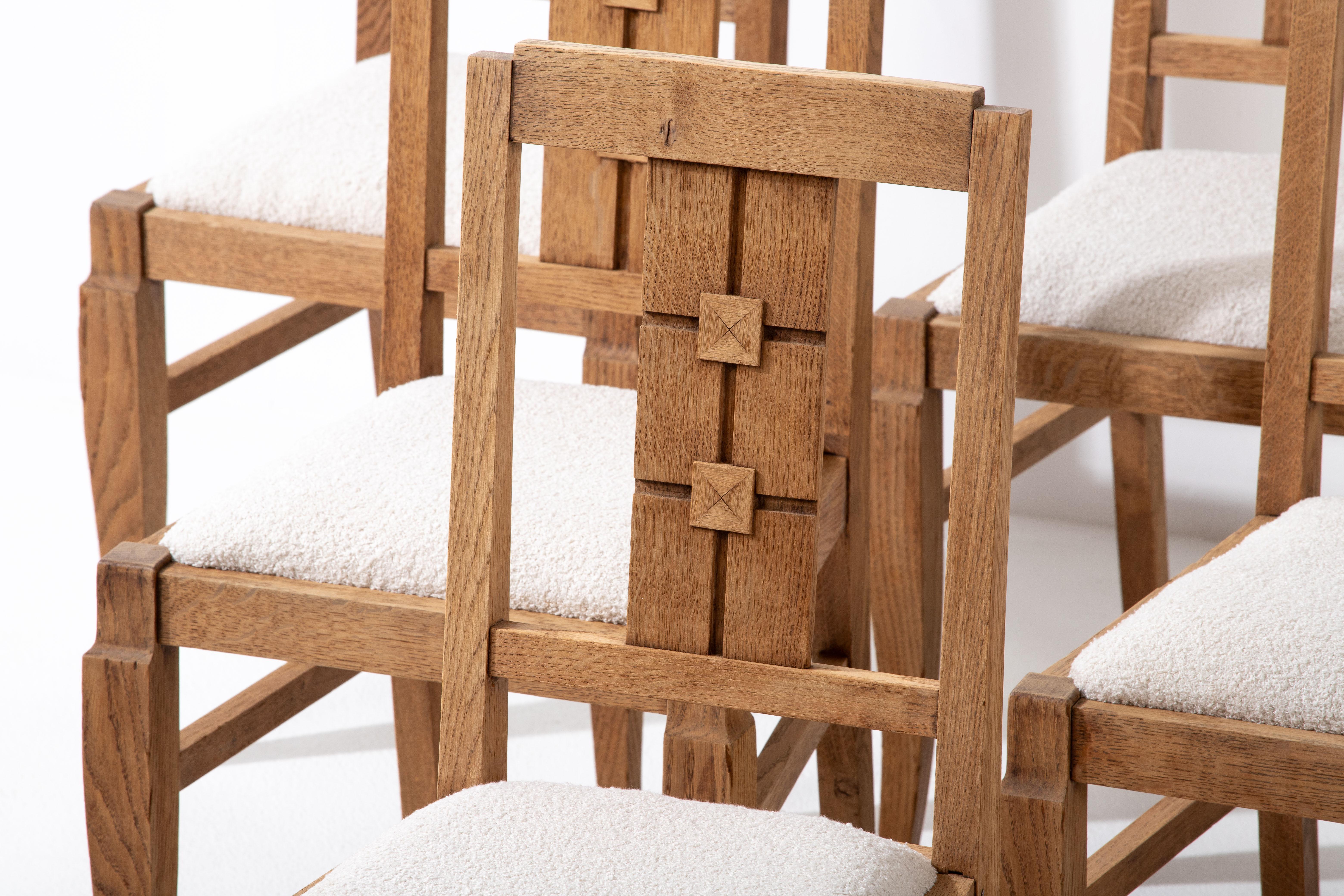 Elegant Set of Six French Art Deco Oak Chairs, 1940s, Bouclé For Sale 7