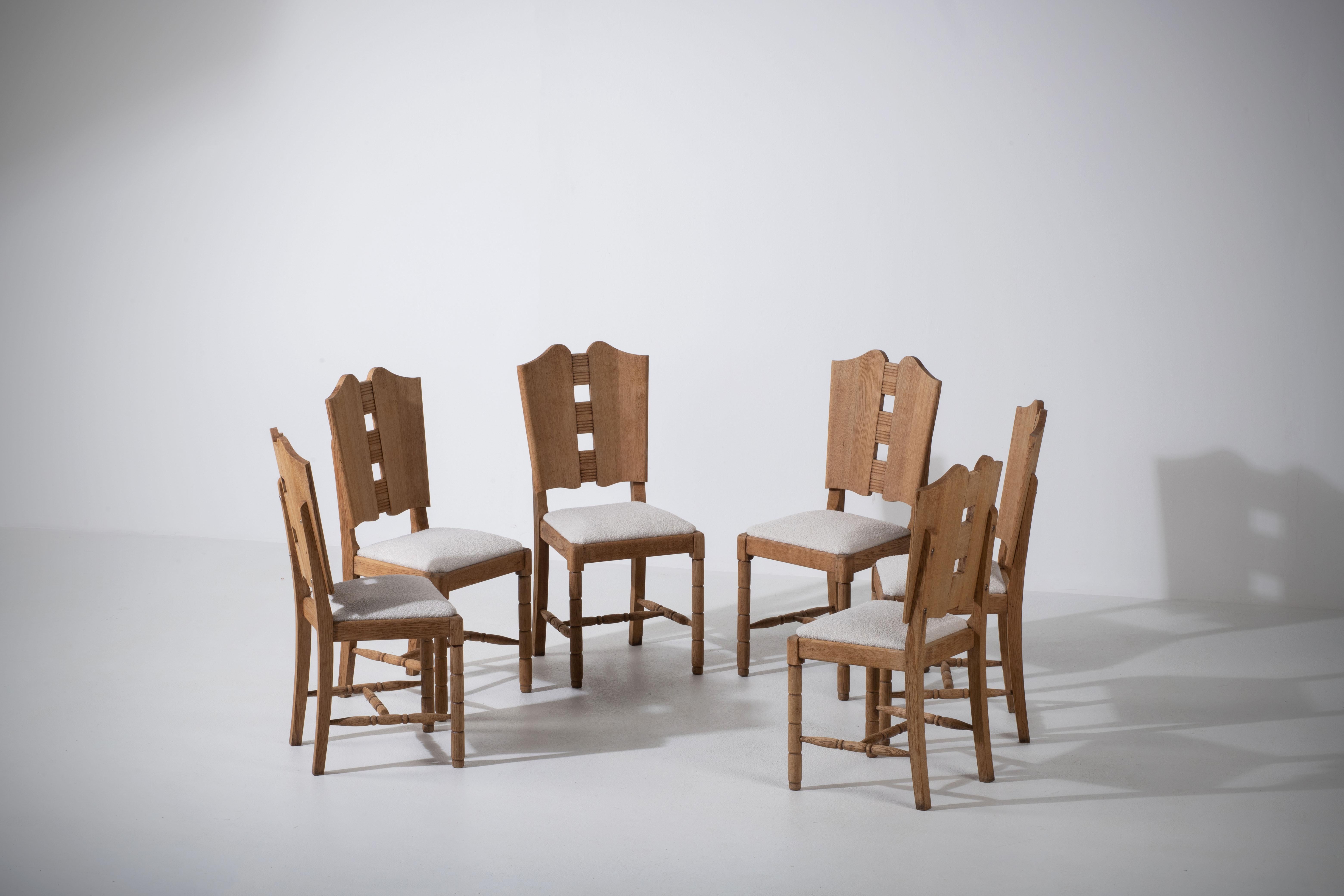 Elegant Set of Six French Art Deco Oak Chairs, 1940s, Graceful Curves & Bouclé 12