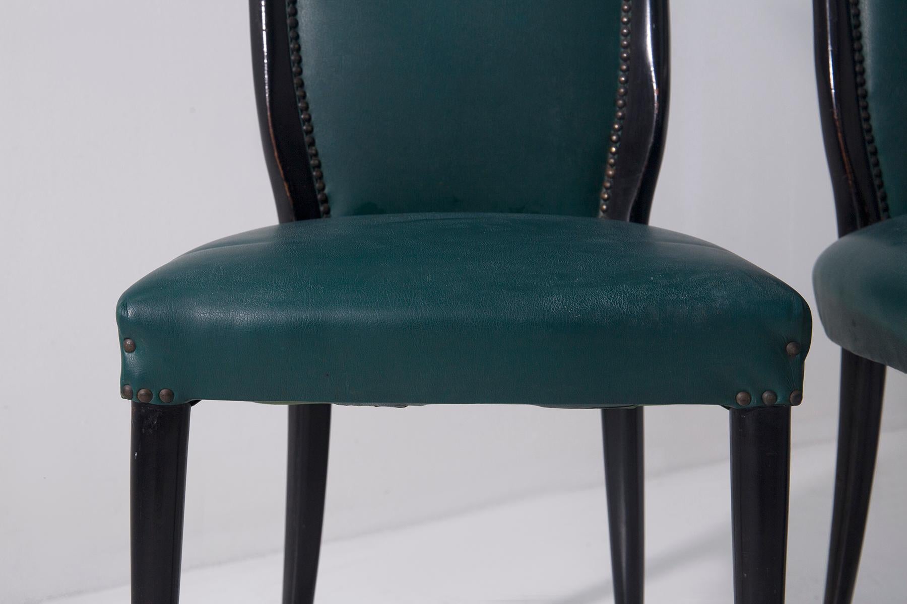 Elegant set of six Italian-made chairs in green leather in vendita 7