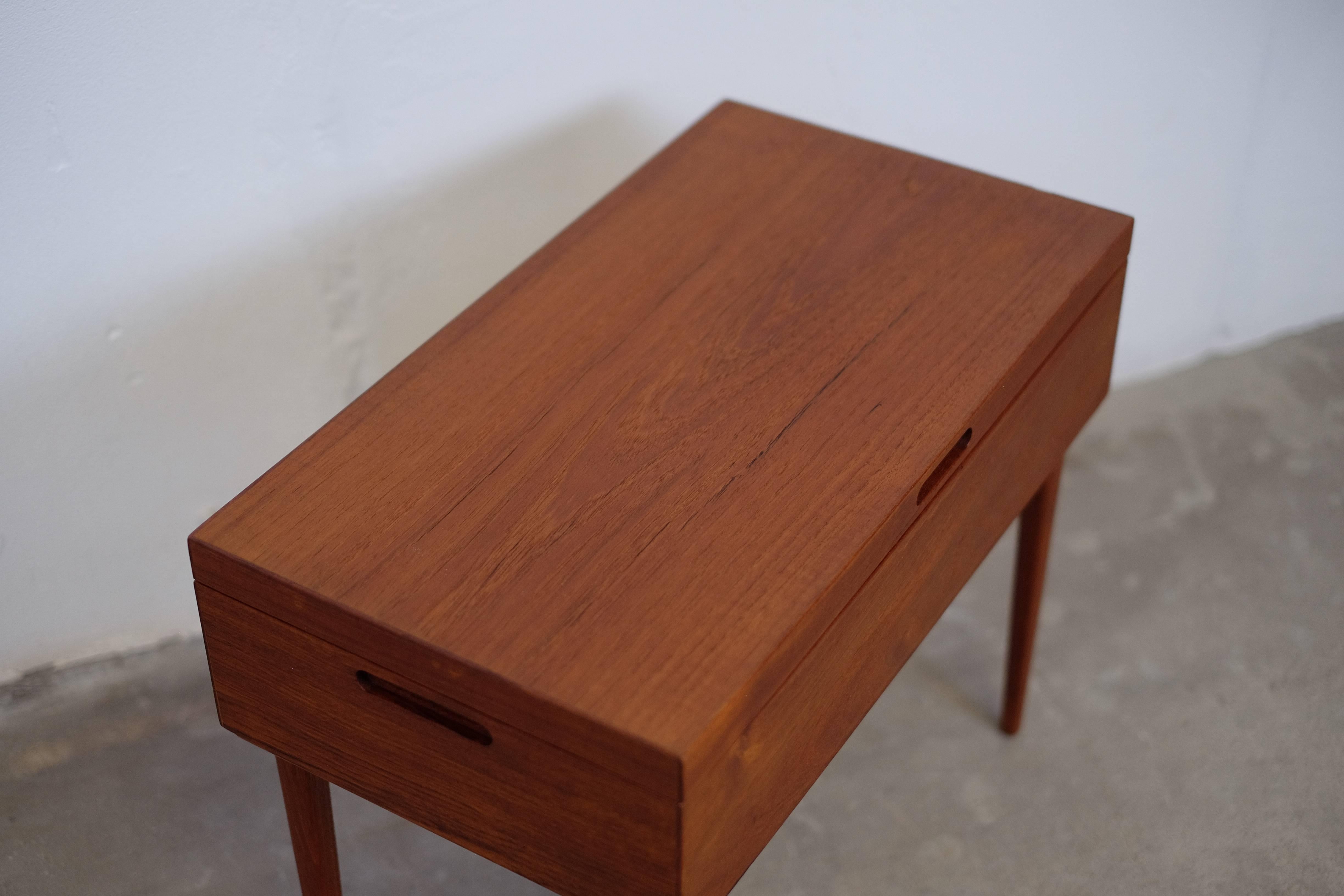 Elegant Sewing Table in Teak, Danish Design 6