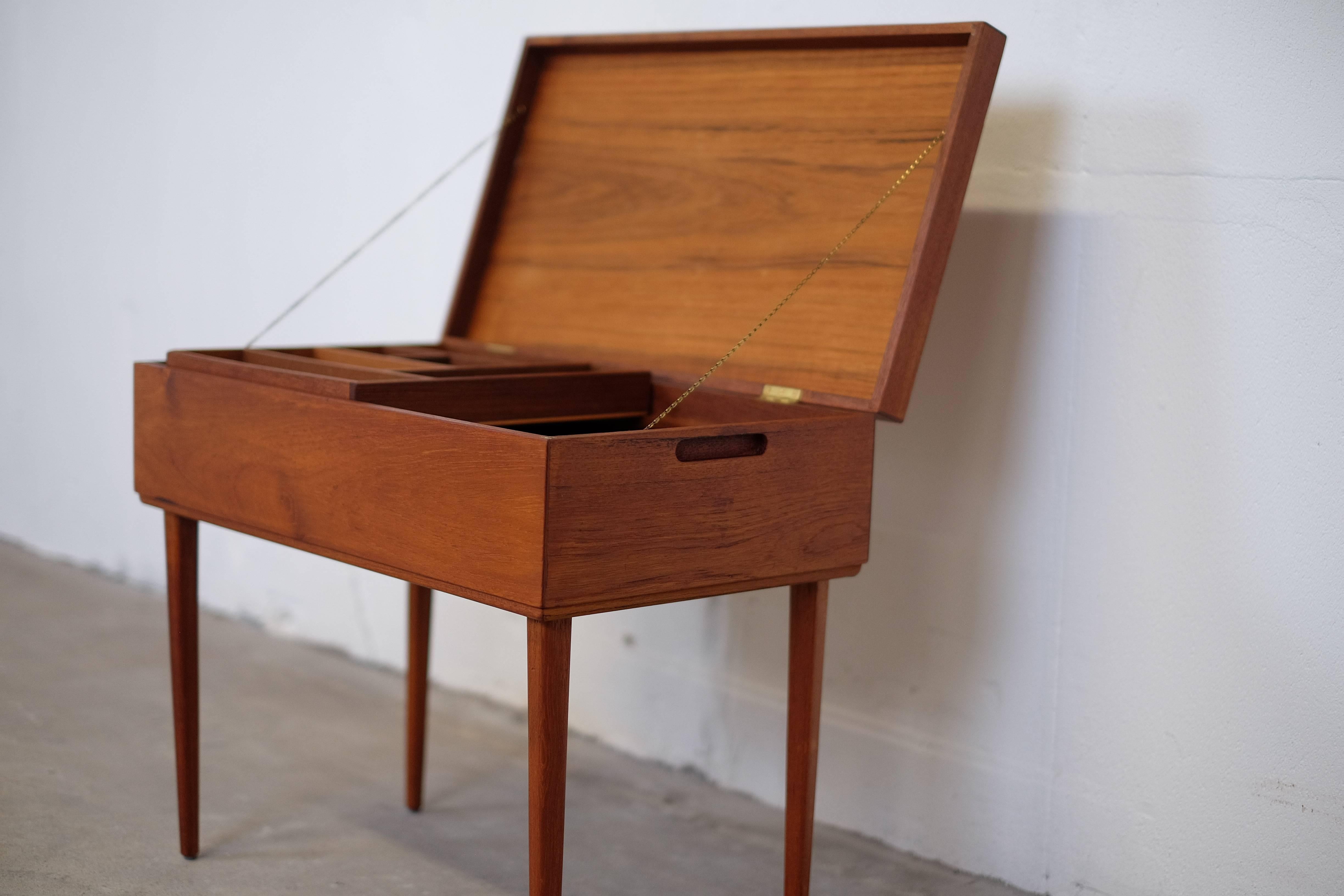 Elegant Sewing Table in Teak, Danish Design 1