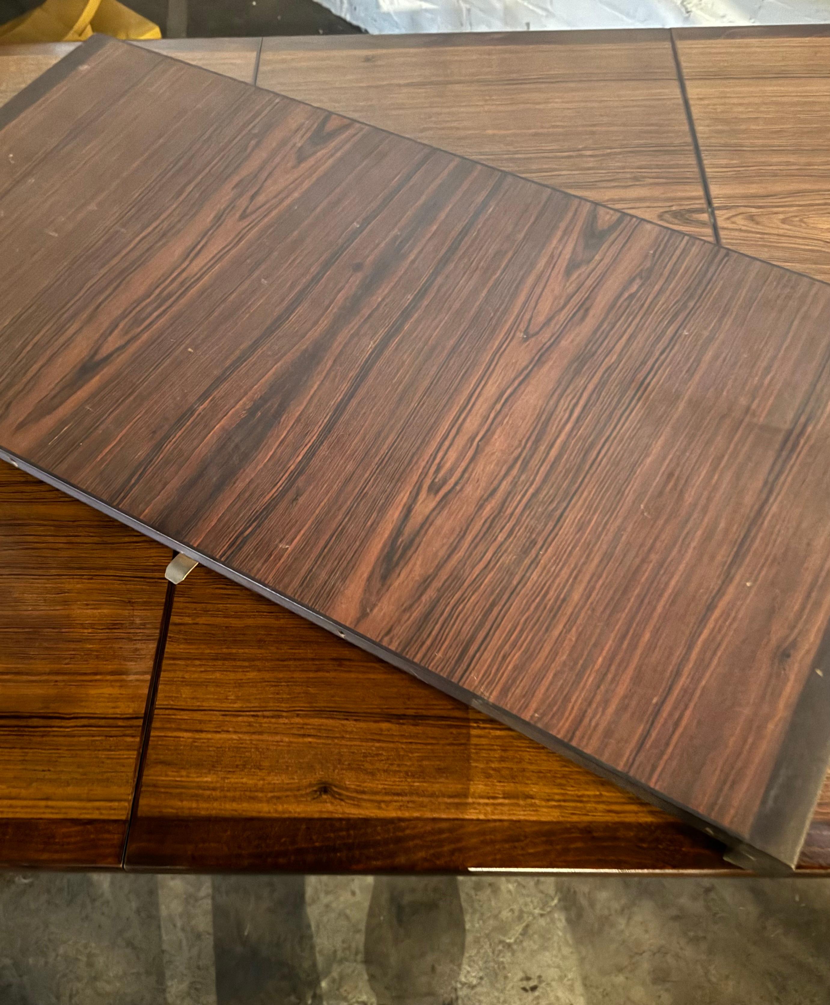 Table de salle à manger Elegant / Sexy Rosewood de Svante Skogh pour Seffle / Suède en vente 1