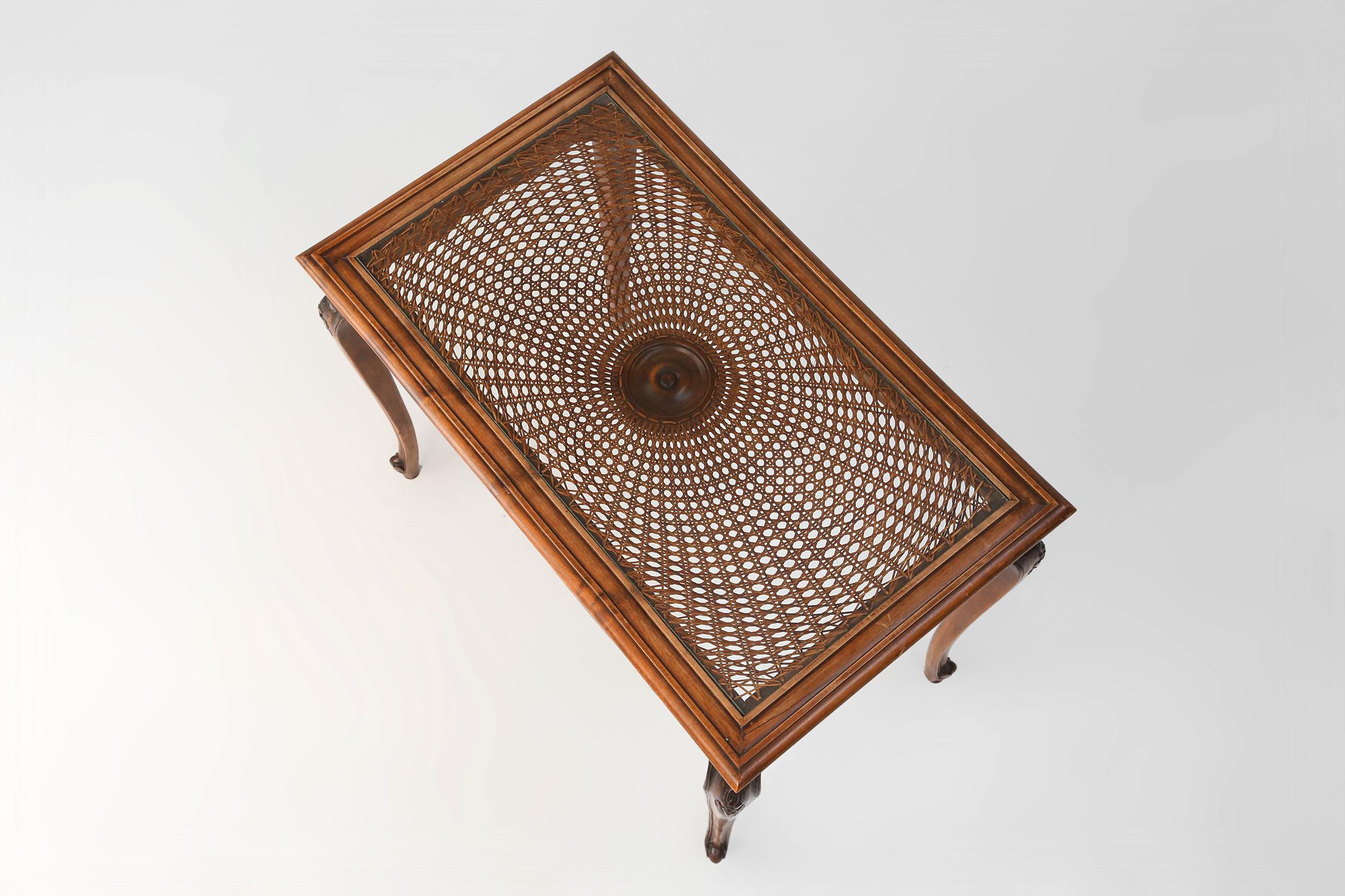 Elegant Side Table with Sculpted Elements and Rattan Top For Sale 7
