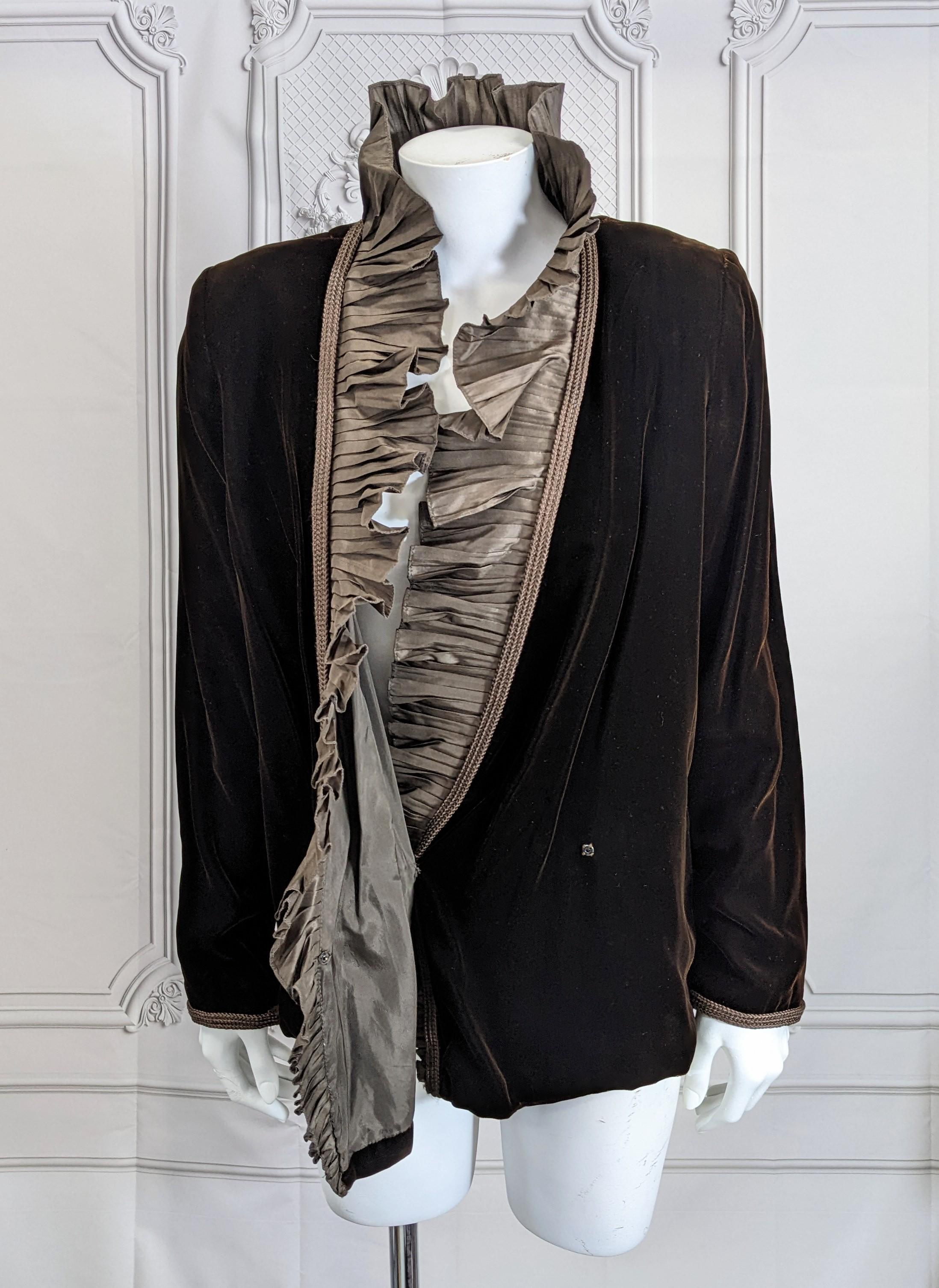 Elegant Silk Taffeta Ruffled Velvet Jacket In Good Condition For Sale In New York, NY