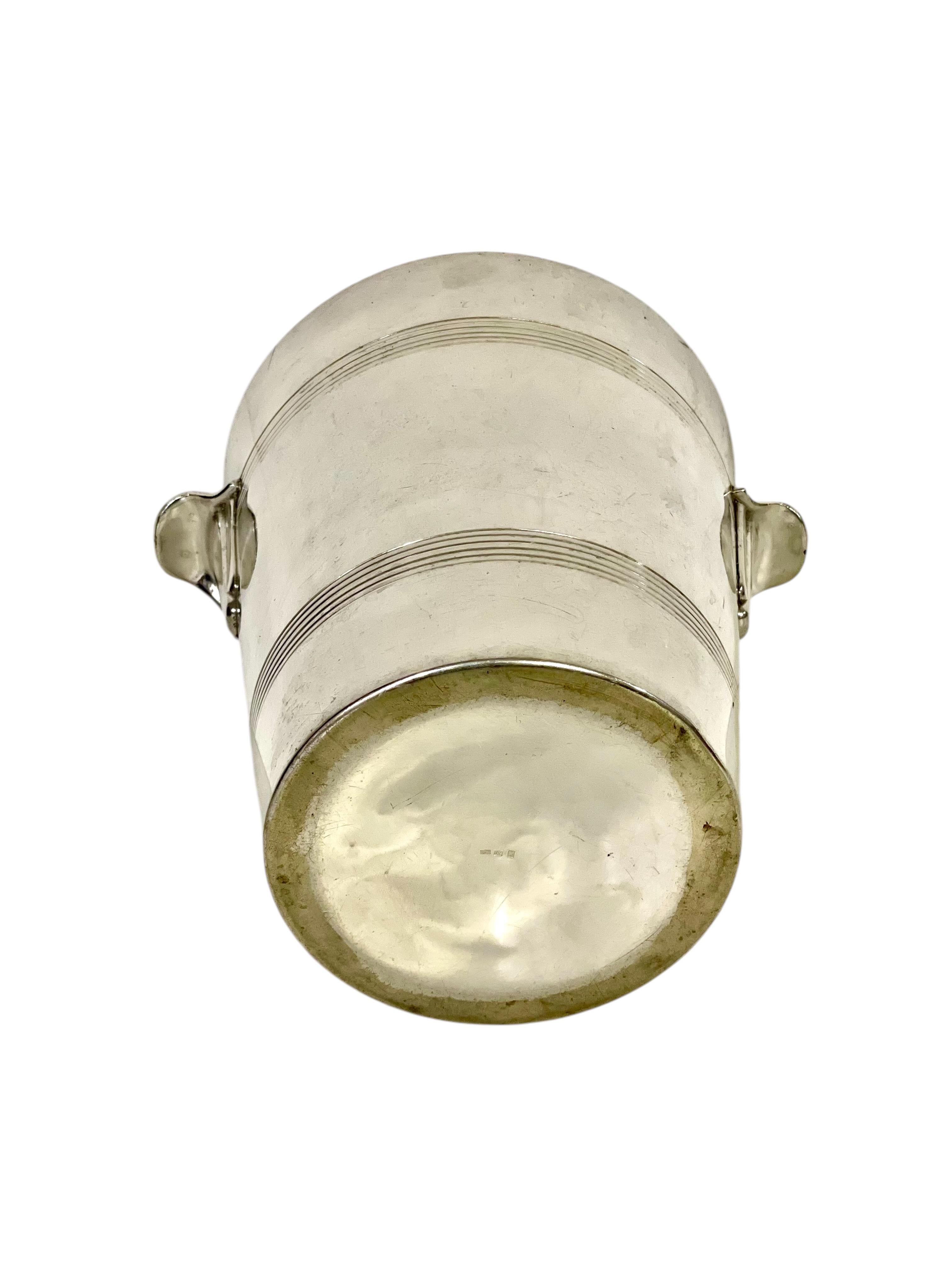 Elegante Cubitera de Champán Plateada en venta 1