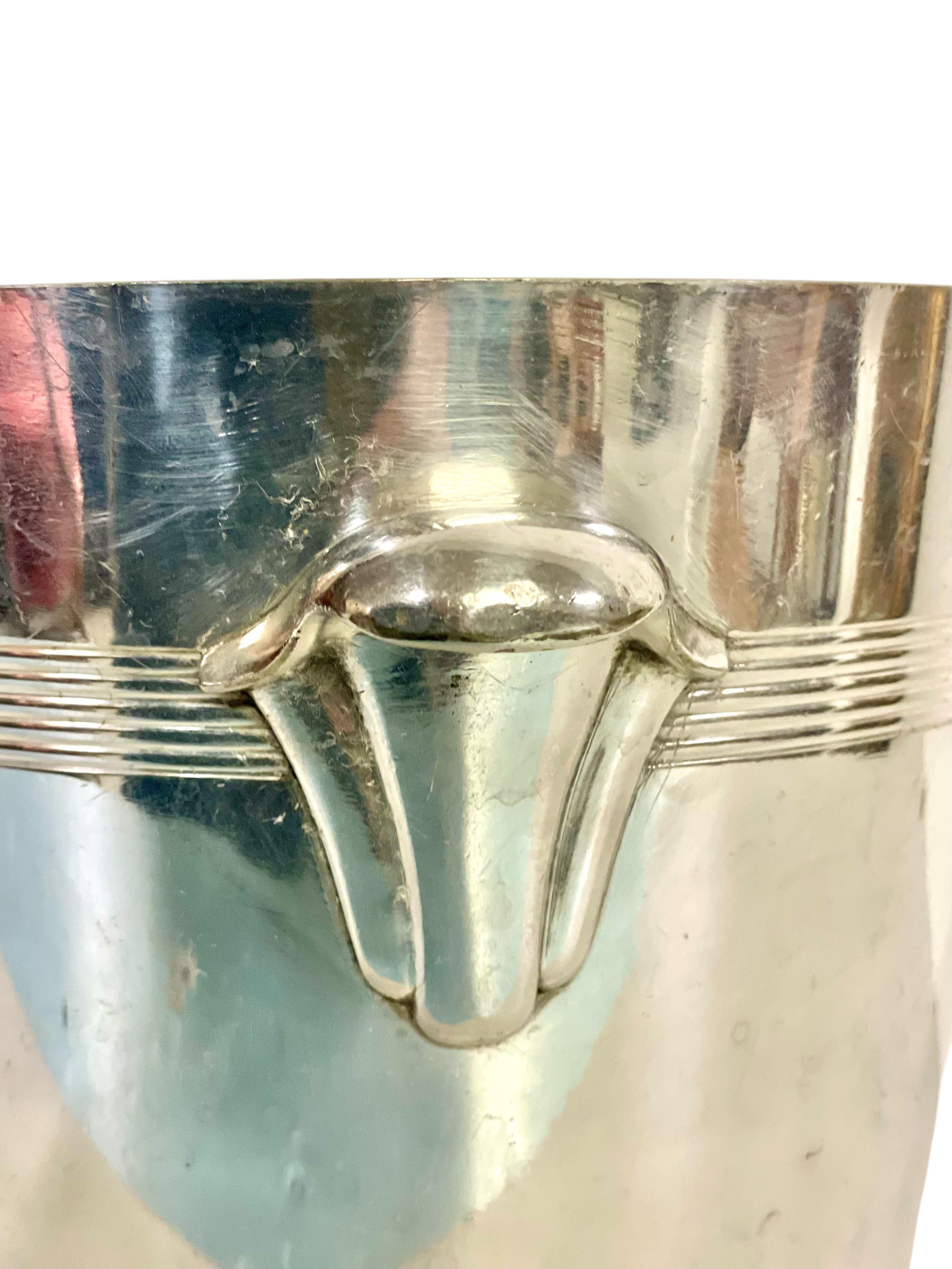 Elegante Cubitera de Champán Plateada en venta 2