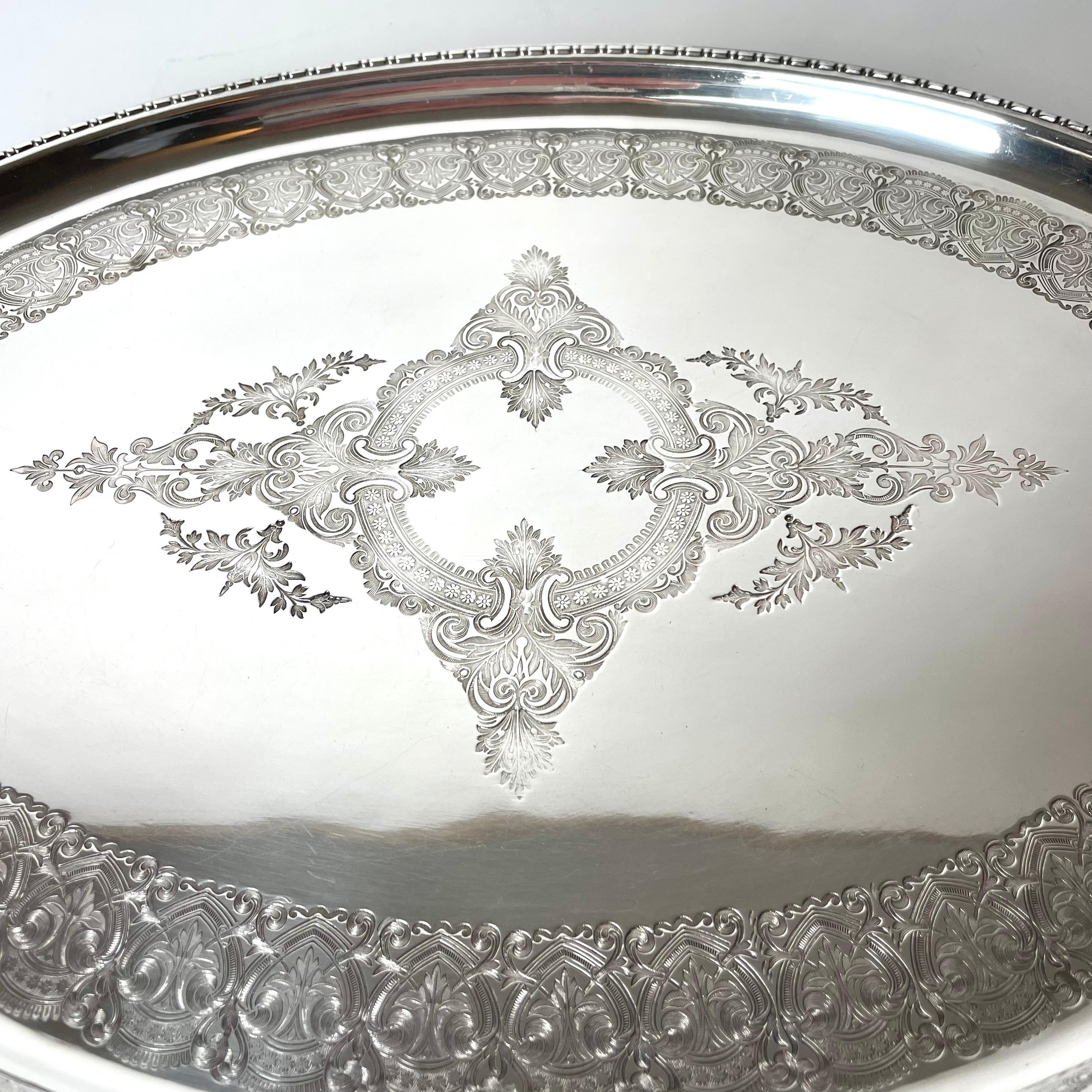 Elegant Silver-Plated Tray from the late 19th Century For Sale 3