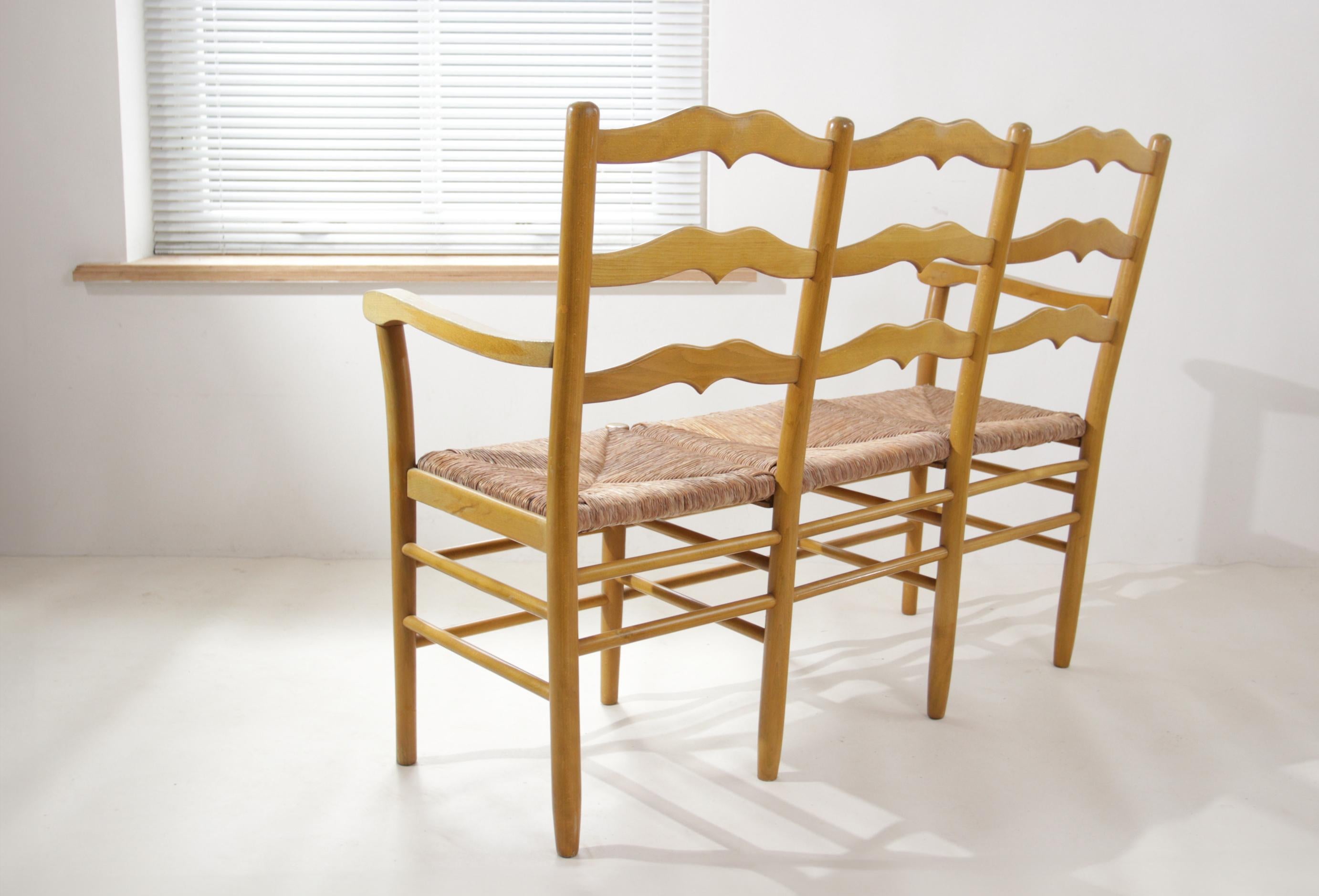 Elegant Simplicity: A Mid-Century Beechwood Three-Seater Bench  Handwoven Rush For Sale 6