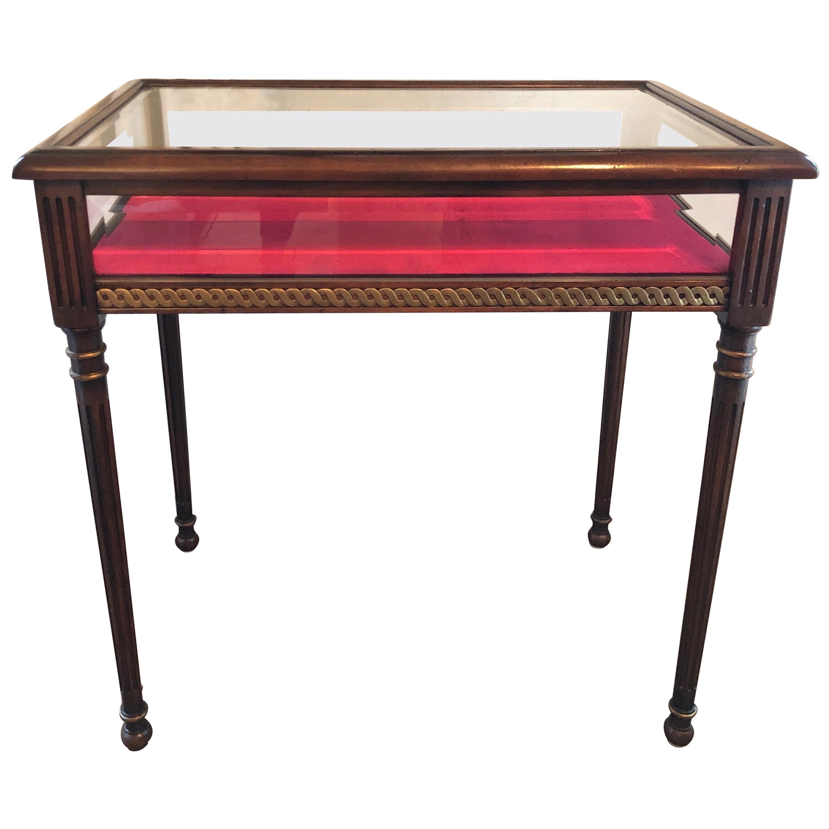 Elegant Signed Althorp by Theodore Alexander Display Case Table