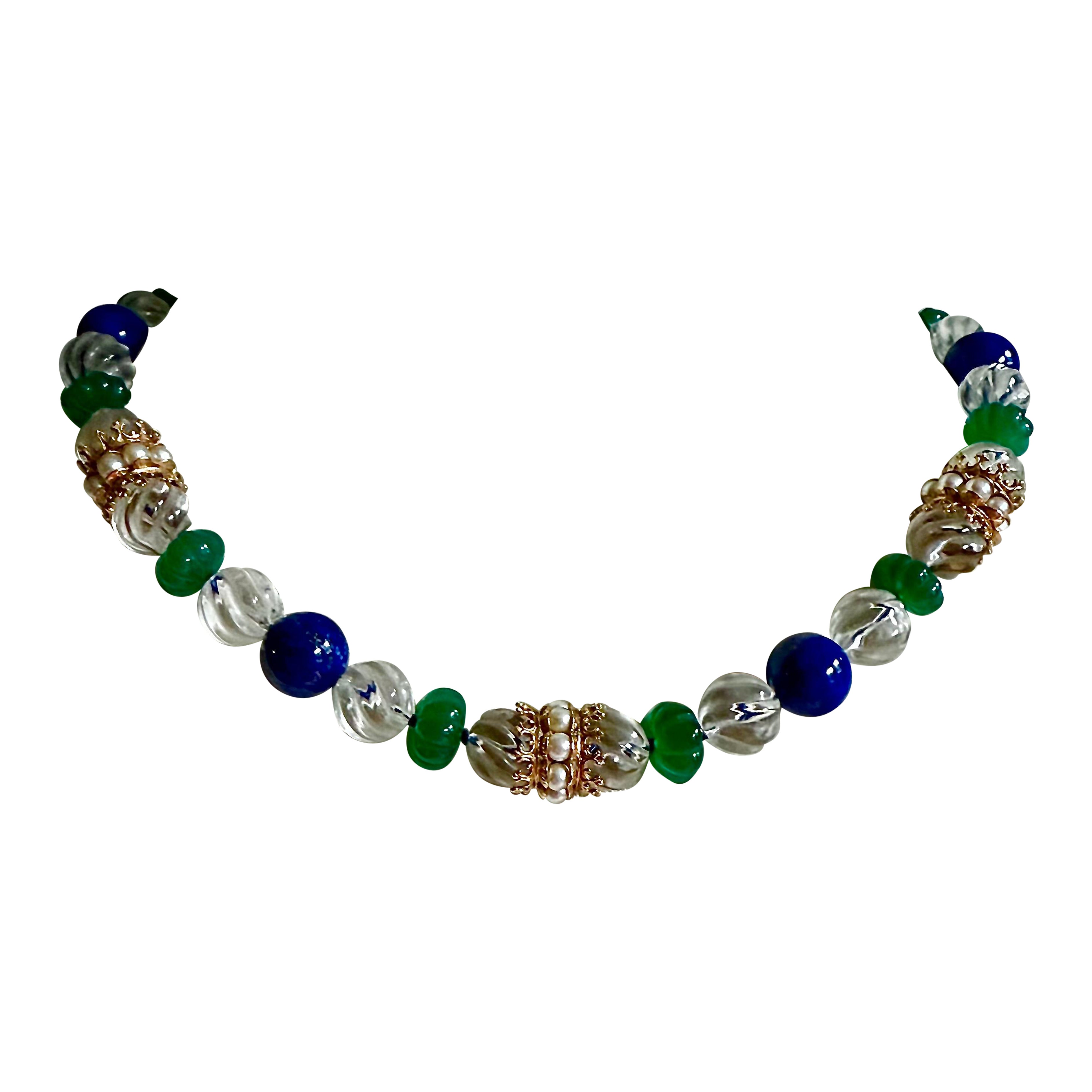 Eleganter Einzelstrang aus Bergkristall, Lapislazuli, grünem Onyx, Gold und Perle n im Angebot