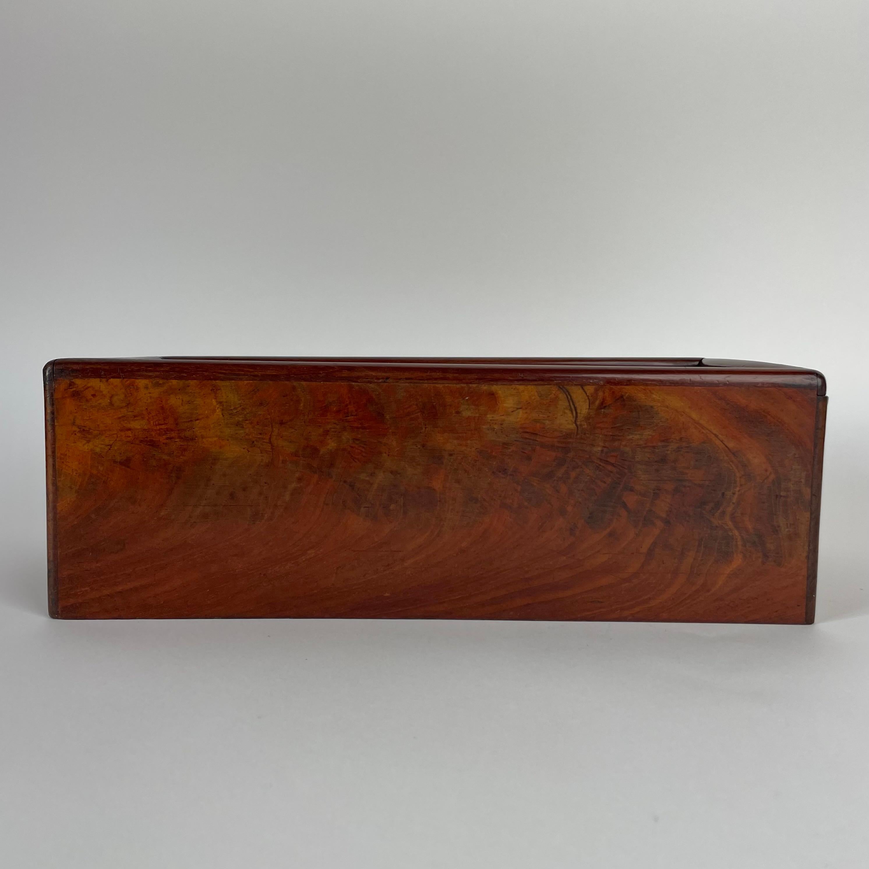 Mahogany Elegant Sliding-Lid Box in mahogany for candles or cutlery. Empire, 1820s For Sale