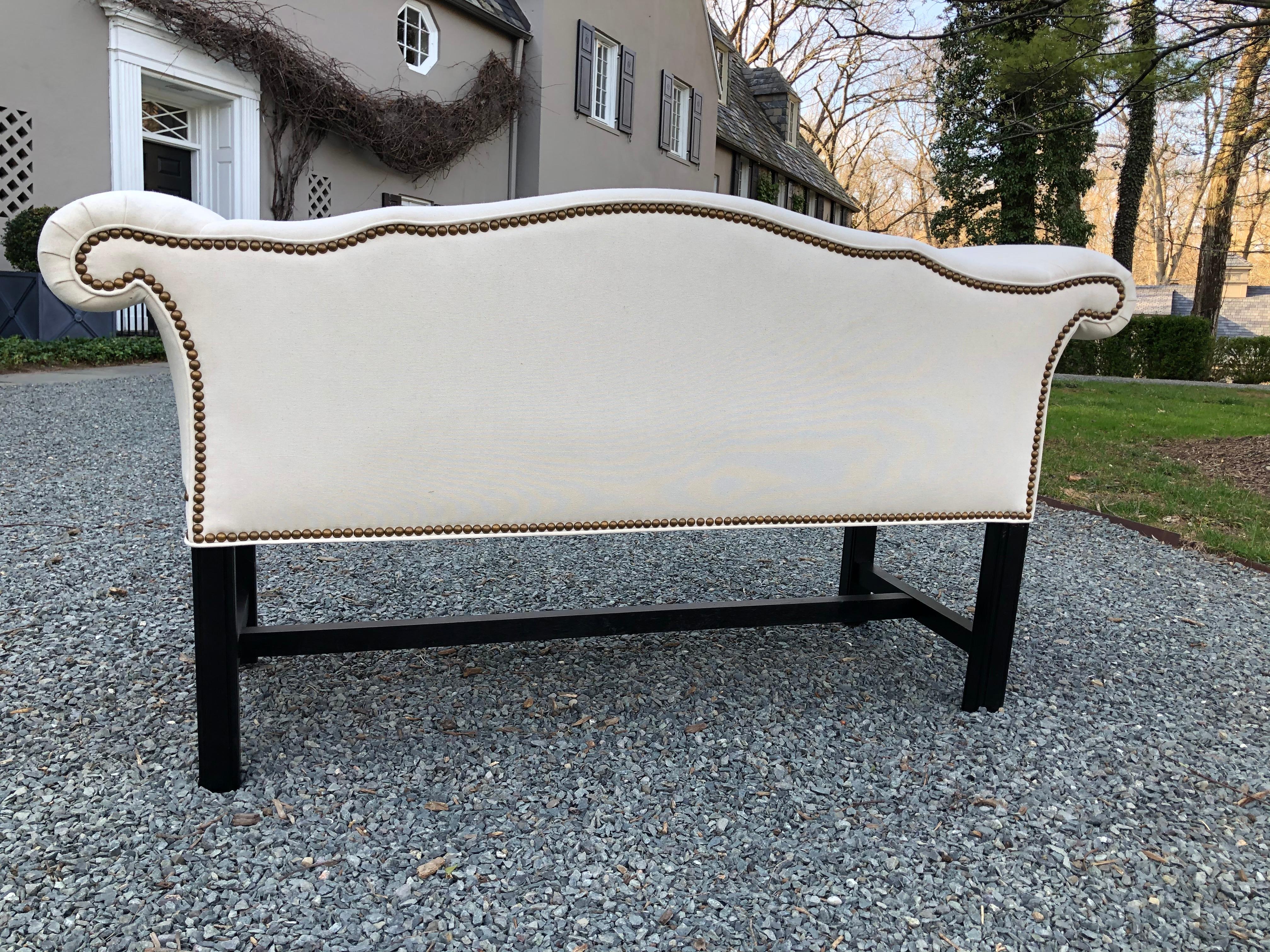 Chippendale Elegant Small White Camelback Loveseat with Nailheads