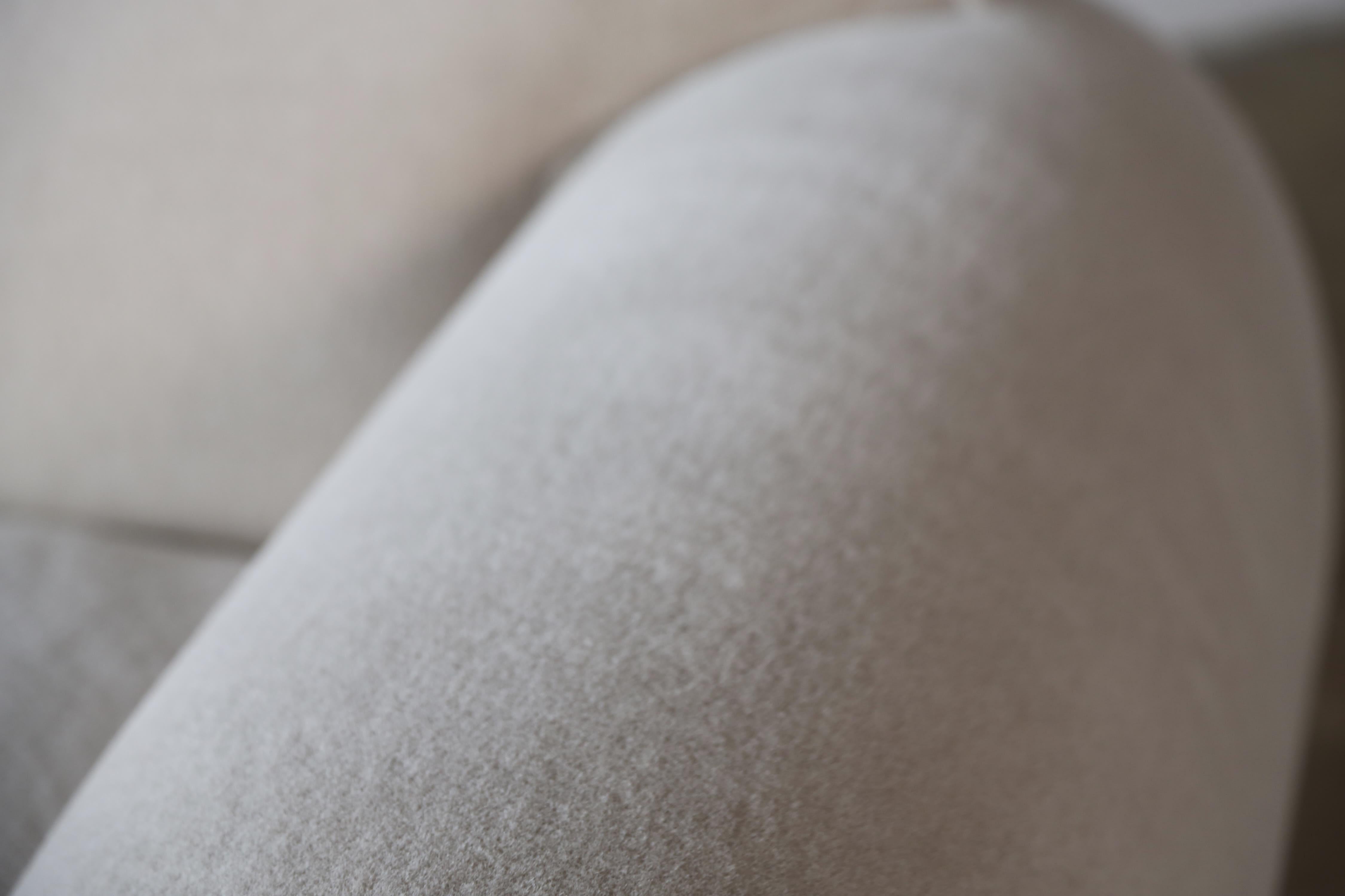 Elegant Sofa Upholstered in Pure Alpaca For Sale 1