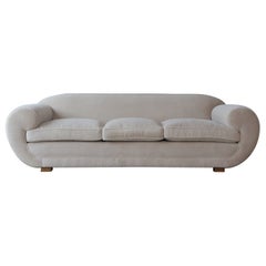 Elegante Sofá Tapizado en Alpaca Pura