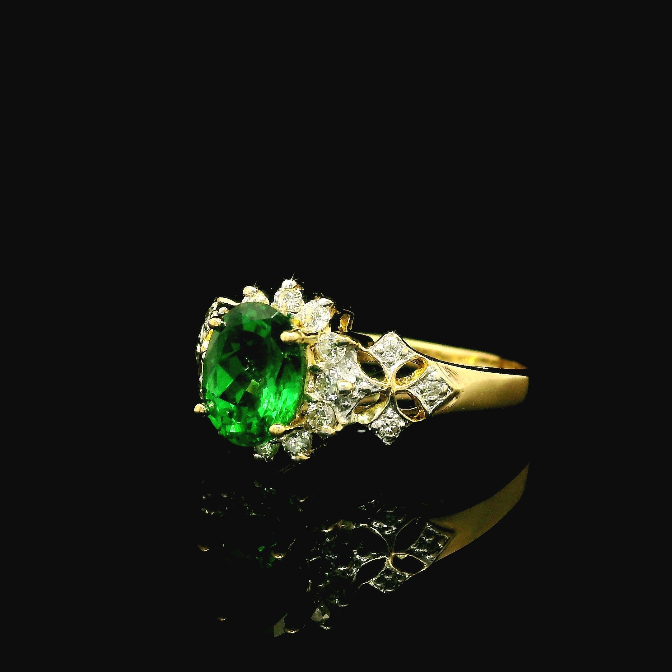 Elegant Massiv 18k Gelbgold 1,60ctw Oval Vivid Tsavorite & Diamant Blumen Ring im Angebot 4