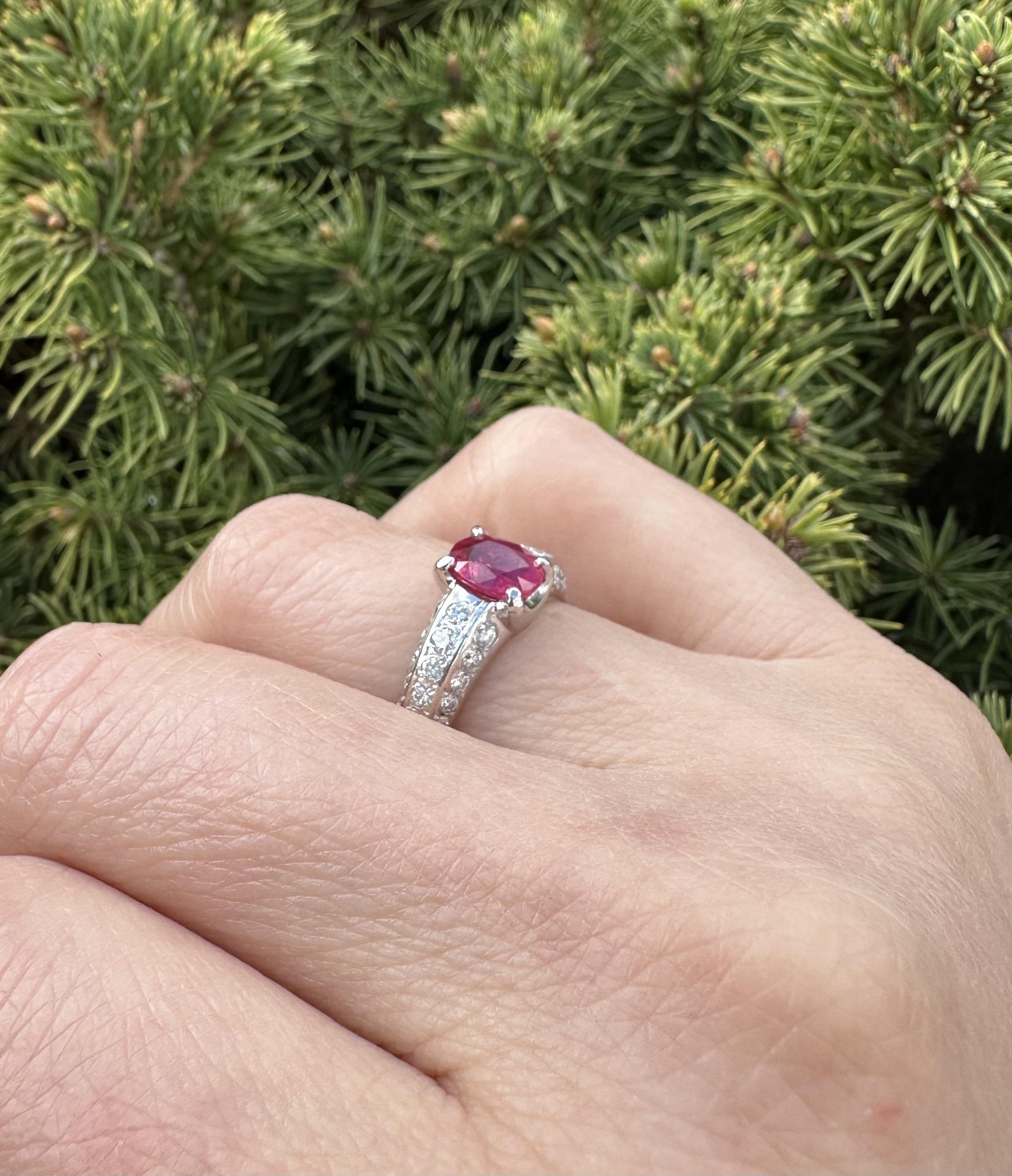 Elegant Solid Platinum GIA 1.56ctw Oval No Heat Ruby & Diamond Ring In Excellent Condition For Sale In Montclair, NJ