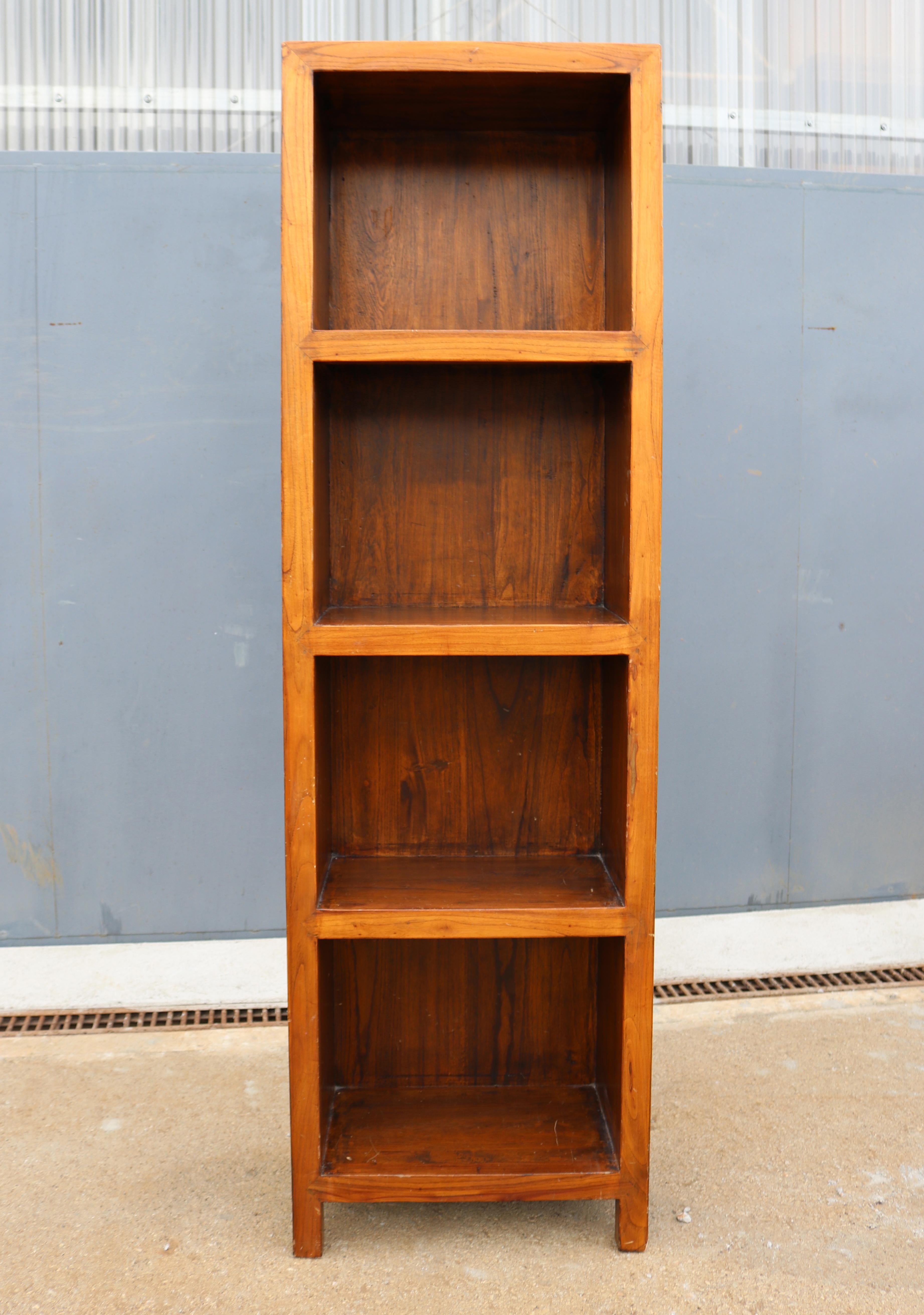Elegant Spanish 4-Shelf Elm Bookcase 1