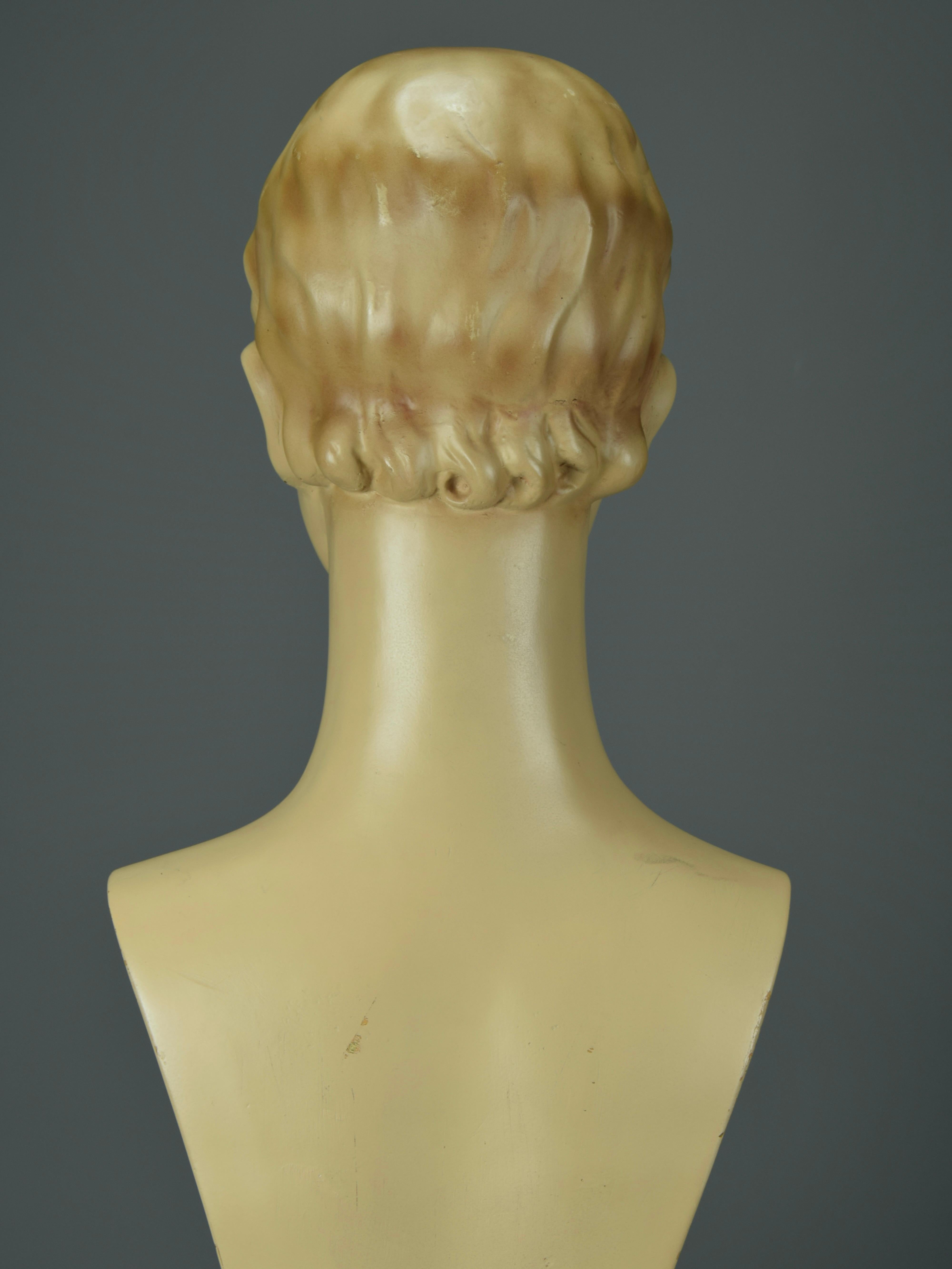 Elegante maniquí expositor de joyas Art Decó español 1930 en venta 1