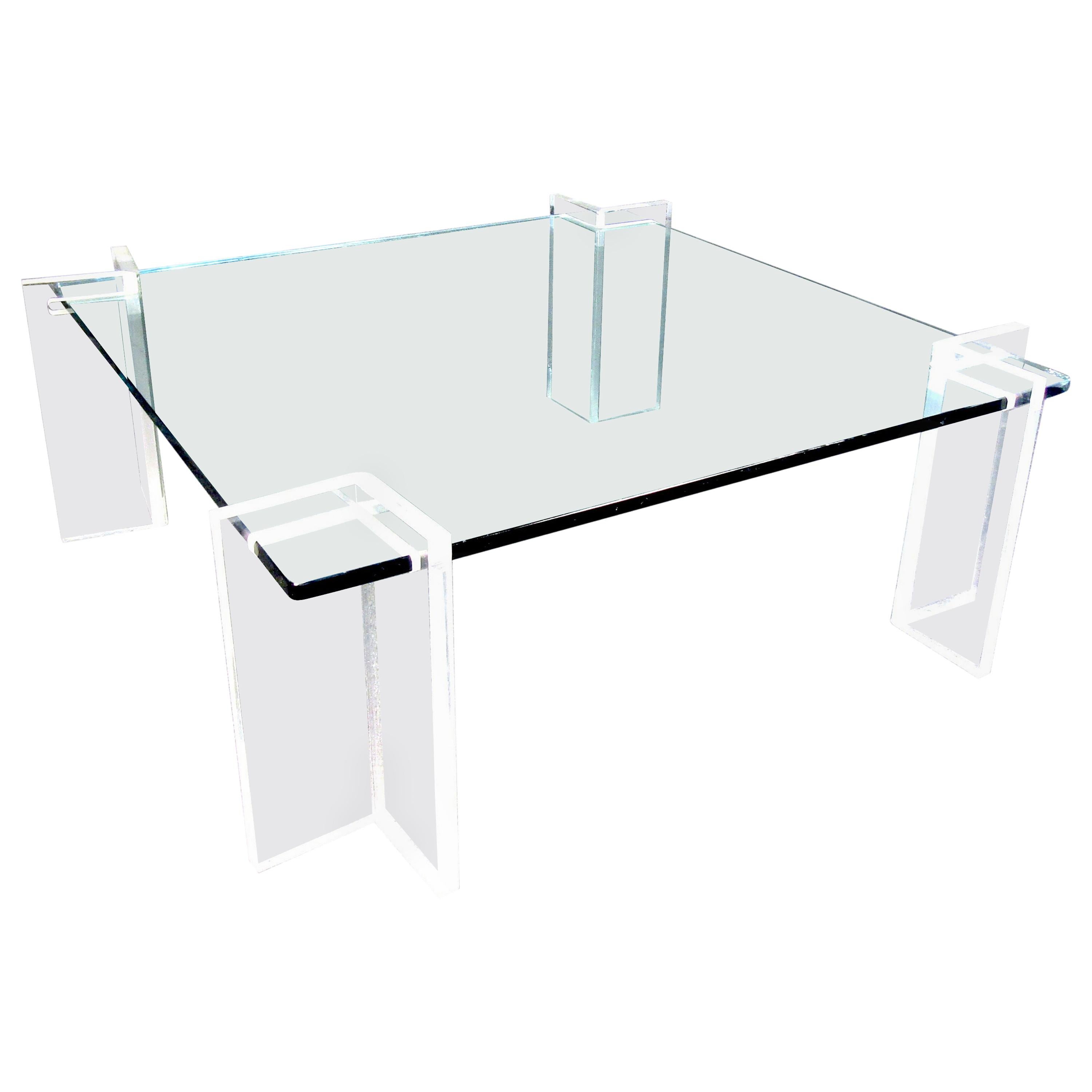 Elegant Square Coffee Table in Lucite and Glass For Sale