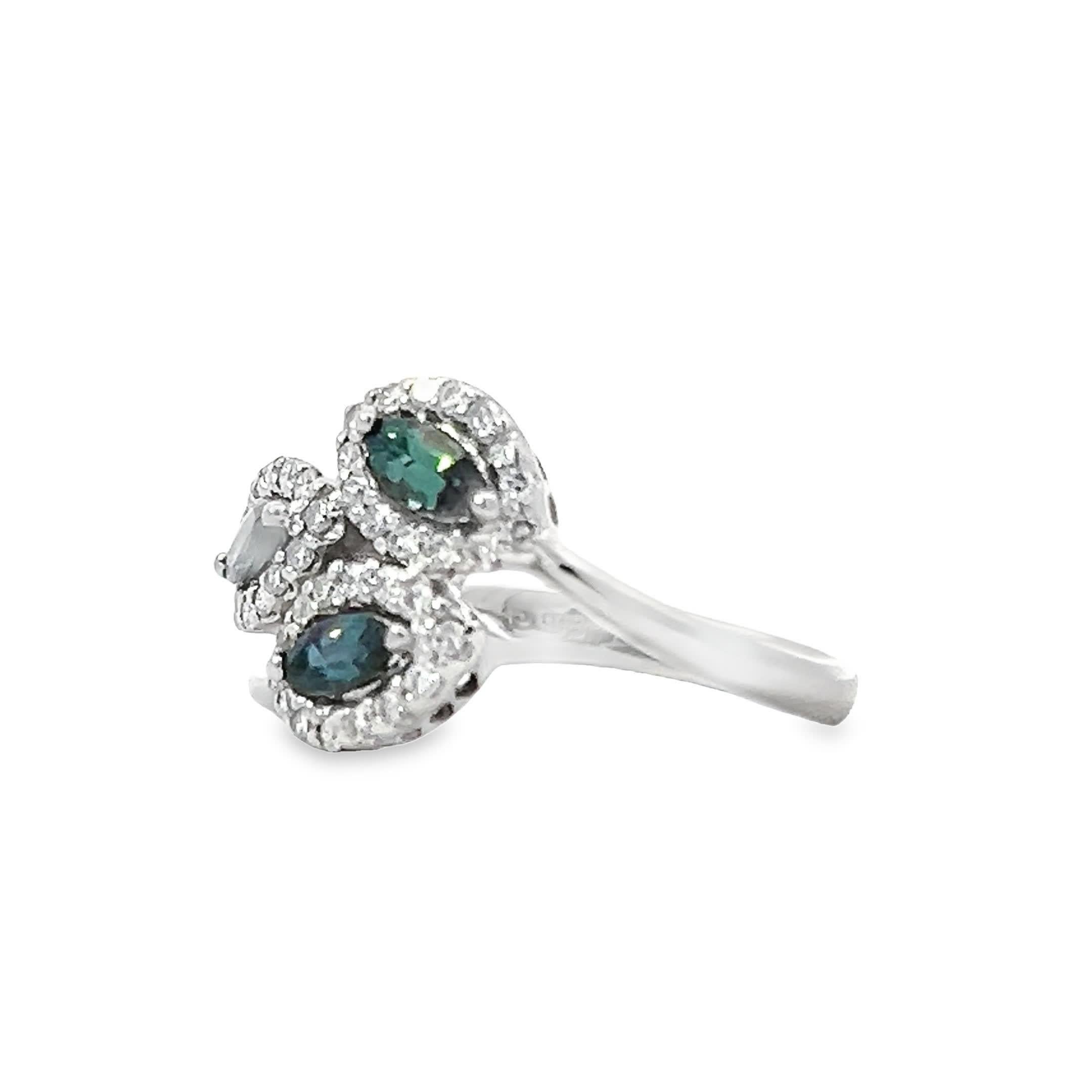 Women's Elegant Sterling Silver Cubic Zirconia Solitaire Engagement Ring For Sale