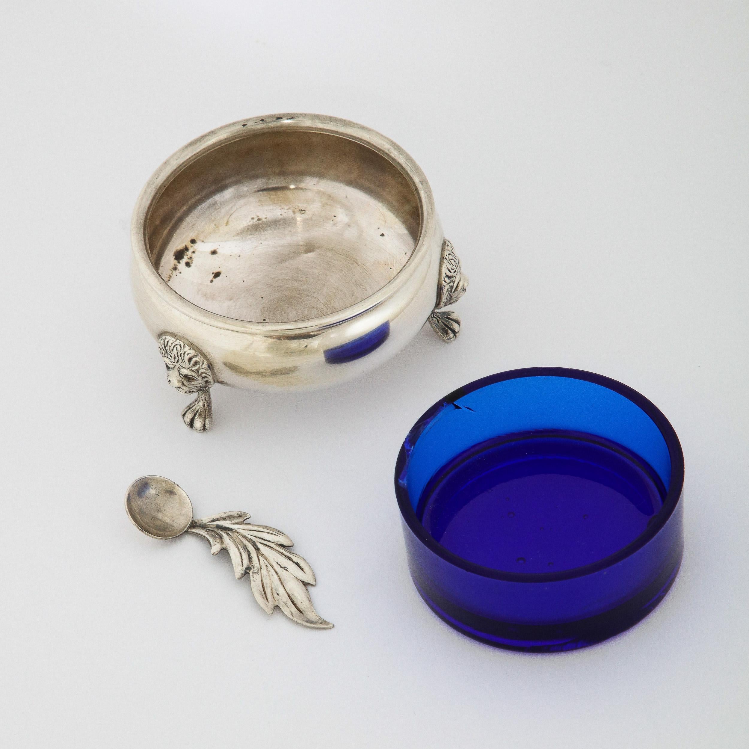 Mid-20th Century Elegant Sterling Silver Salt Cellar by Aniston with Lion and Paw Feet