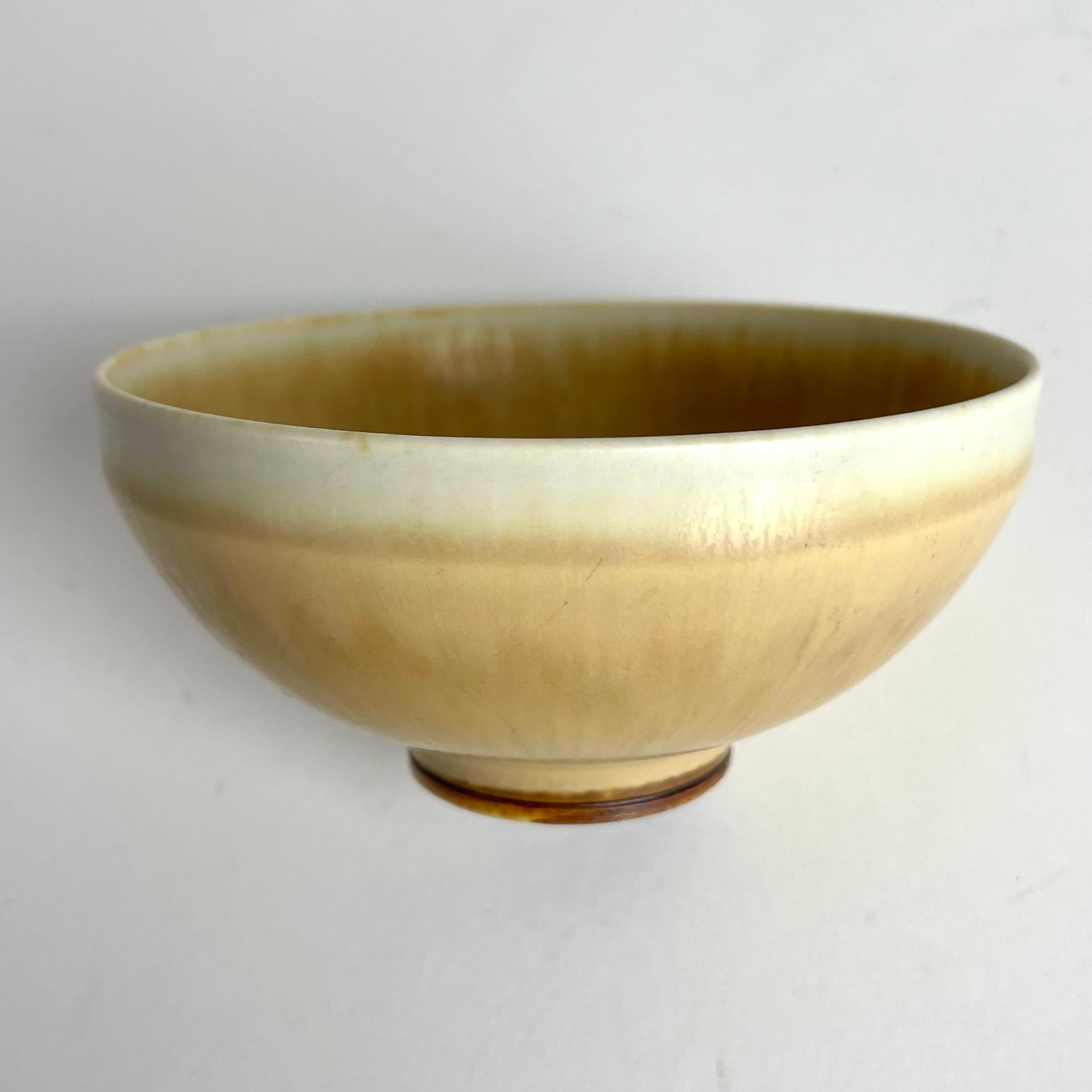 Elegante cuenco de gres de Berndt Friberg, Gustavsberg, Suecia, 1966 en Bueno estado para la venta en Knivsta, SE