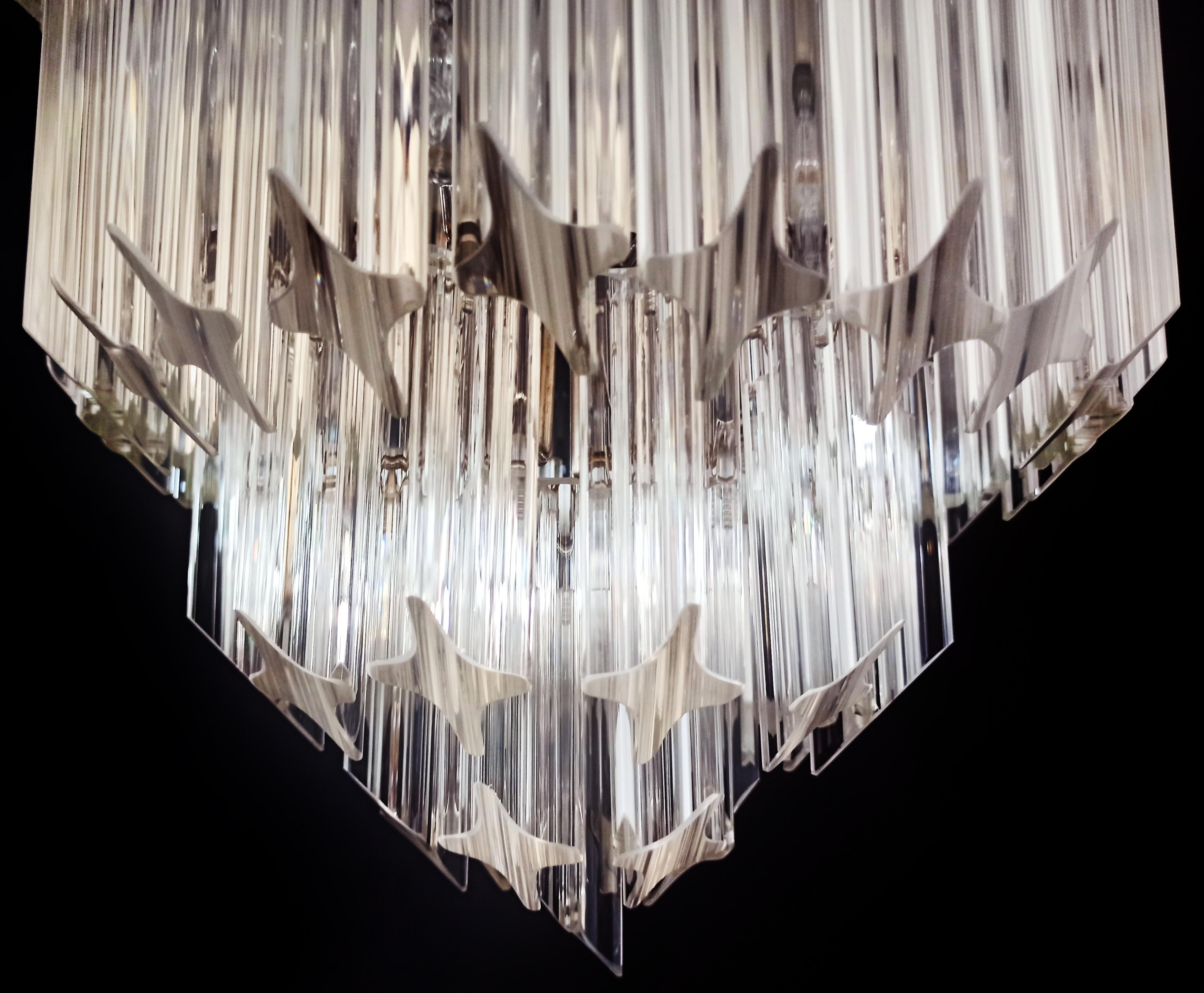 Murano Glass Elegant Stylish Murano glass chandelier - 112 transparent quadriedri For Sale