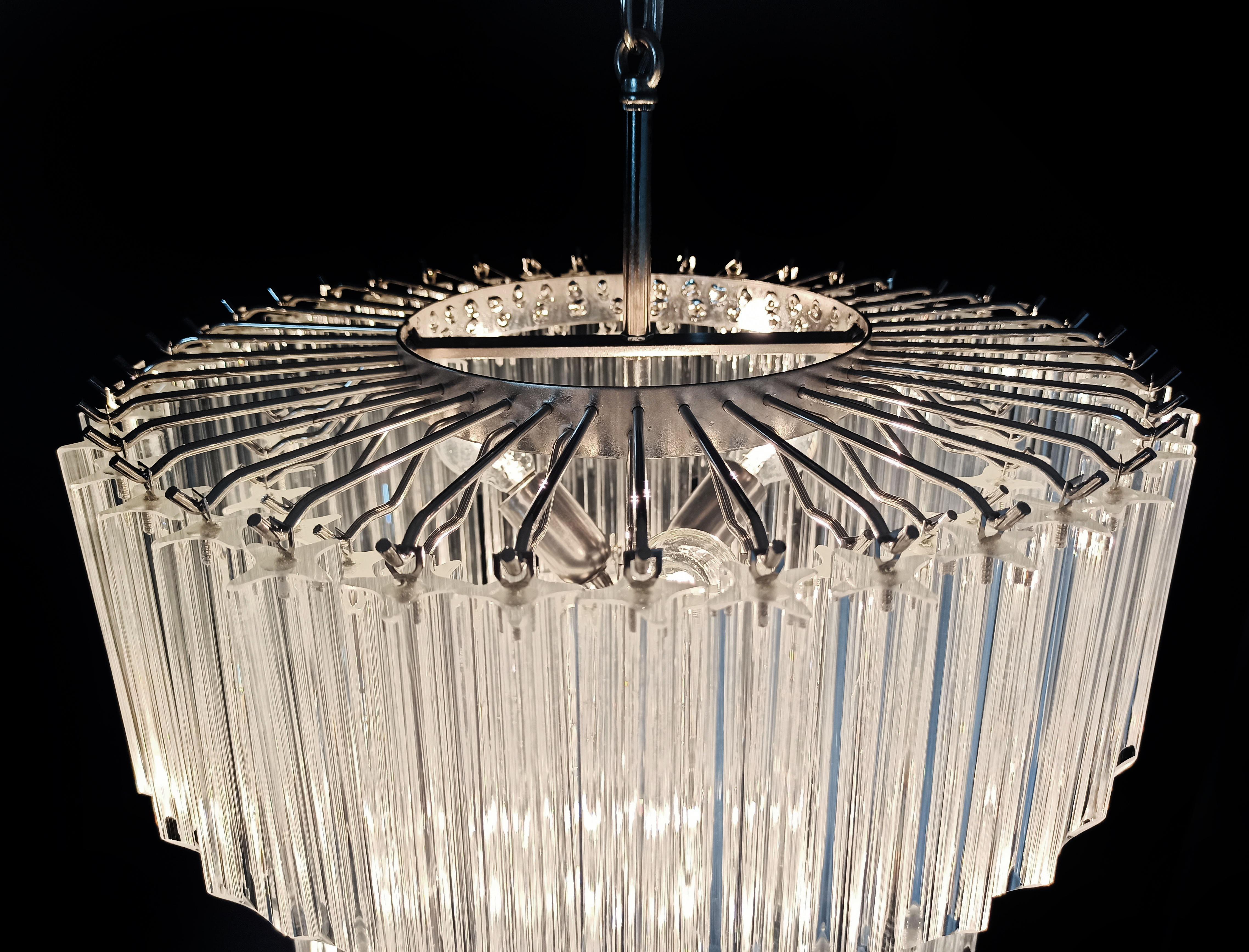 Elegant Stylish Murano glass chandeliers - 112 transparent quadriedri For Sale 4