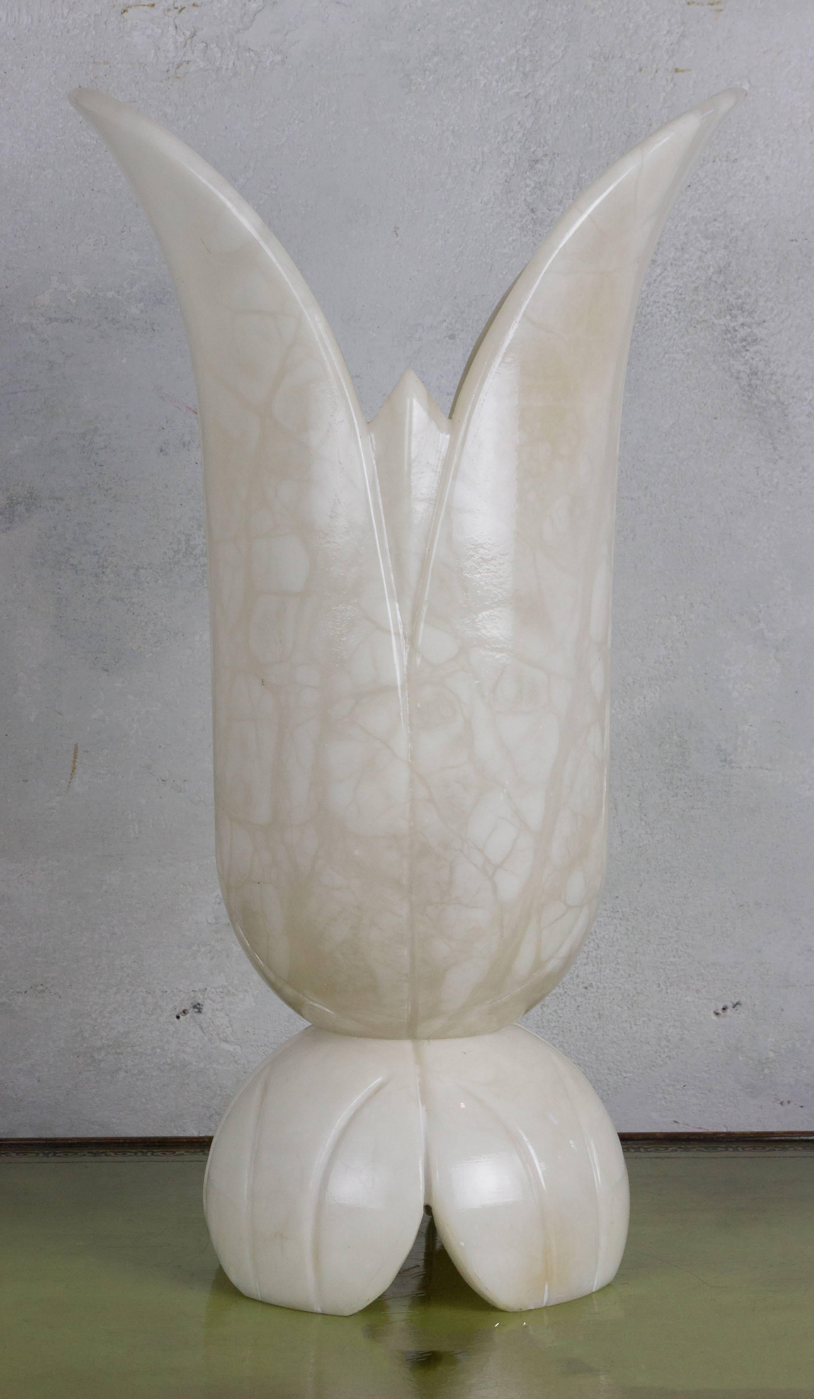 Late 20th Century Elegant Spanish Stylized Flower Alabaster Lamp
