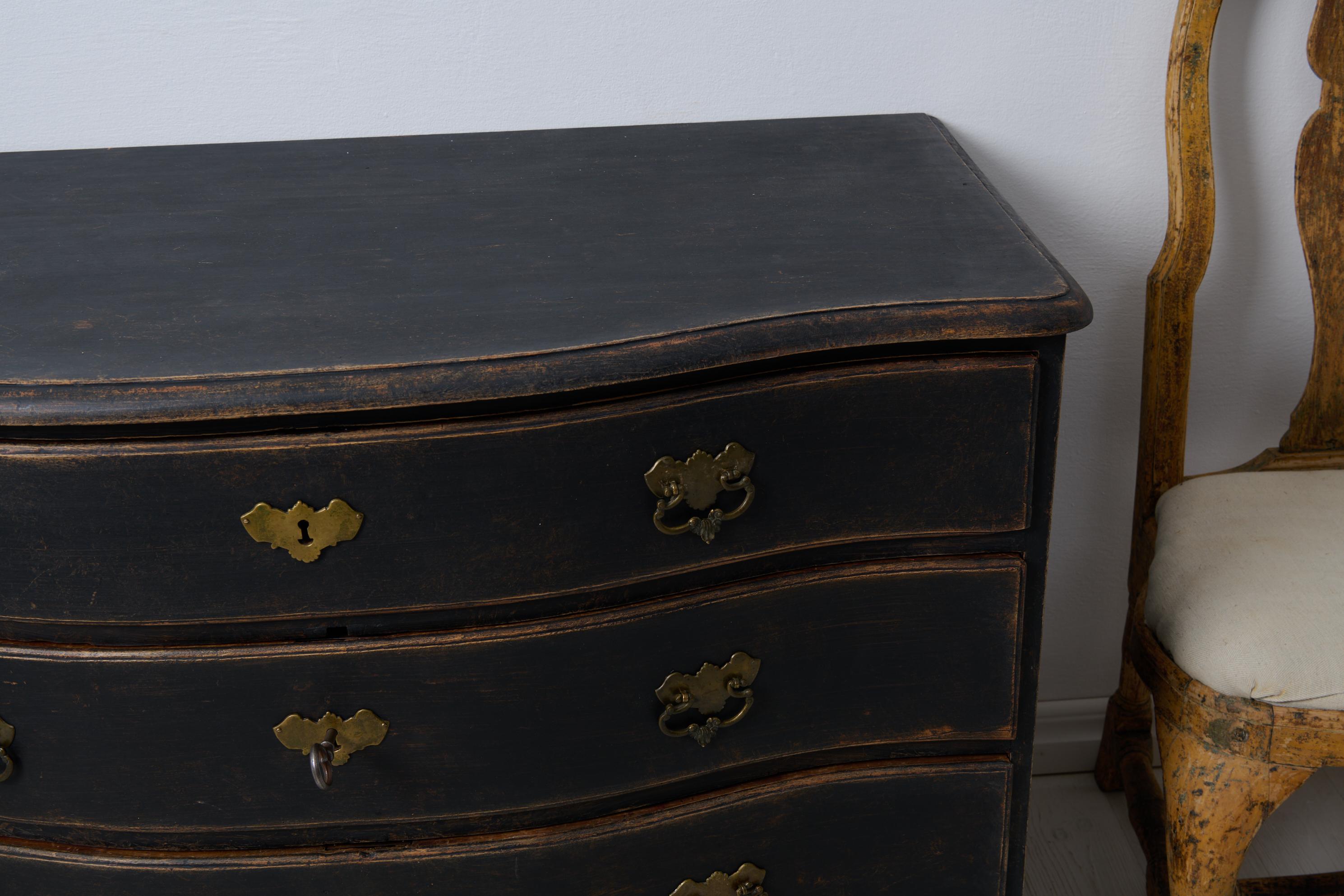 Elegante schwedische antike Barockkommode, schwedisch, schwarz lackiert, Distress 3