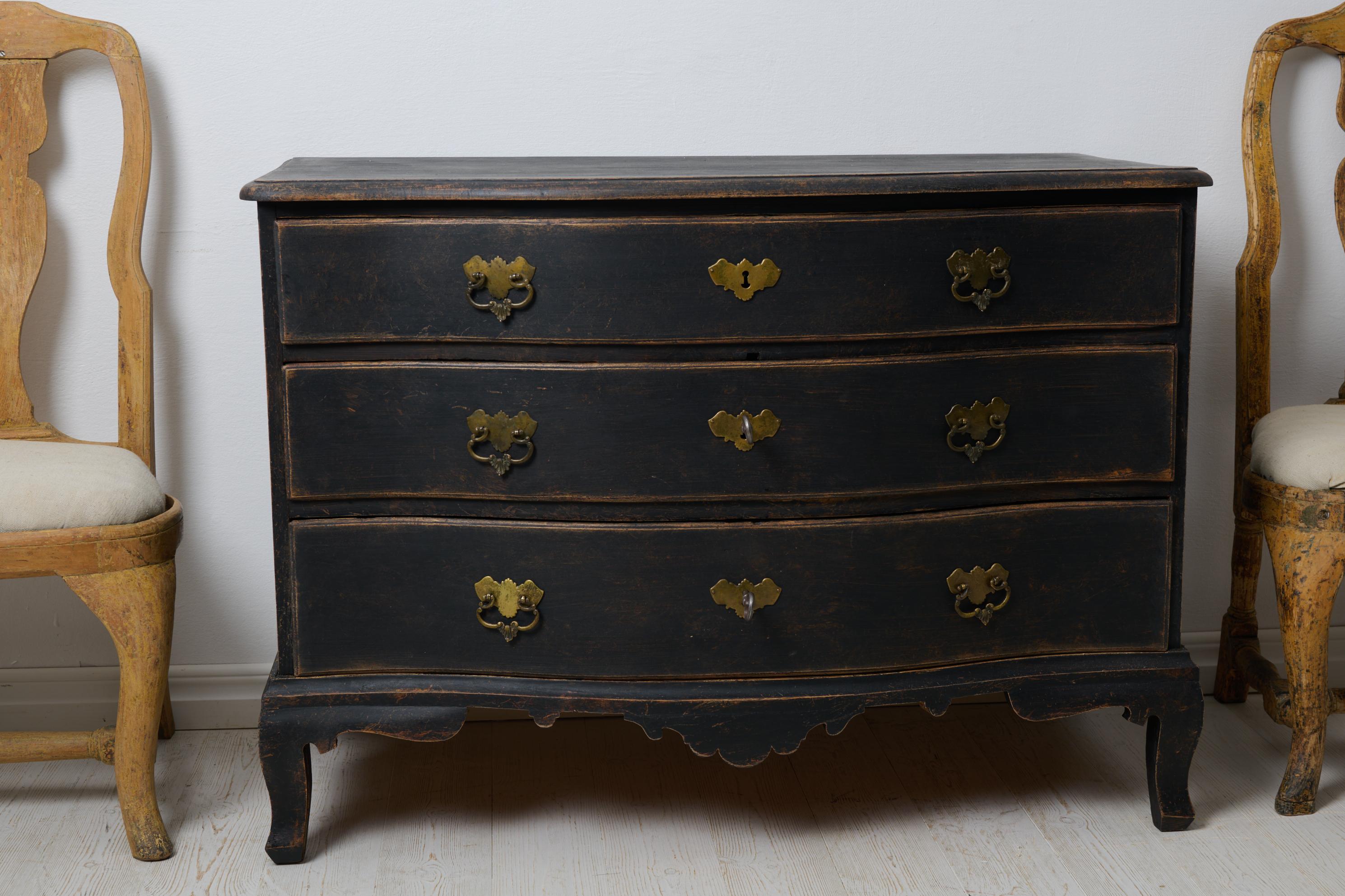 Elegante schwedische antike Barockkommode, schwedisch, schwarz lackiert, Distress (Kiefernholz)
