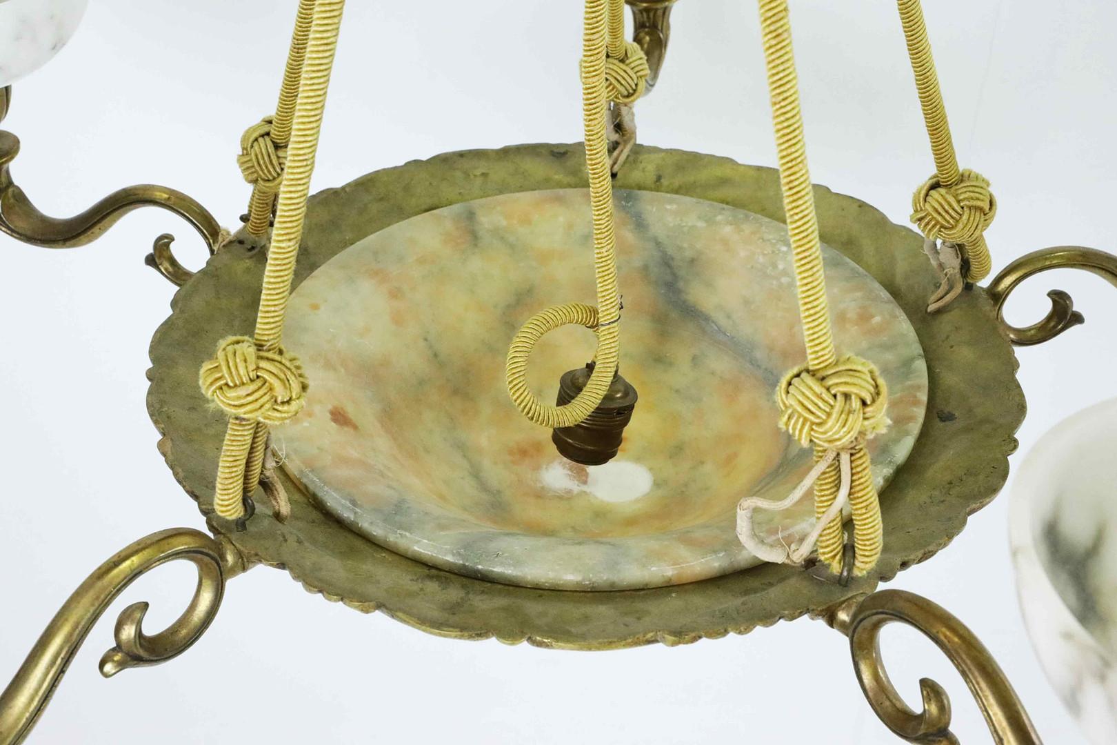 Laiton Elegant lustre suédois Art Déco en albâtre et laiton, années 1930 en vente
