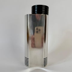 Elegant Swedish Art Deco Shaker by Folke Arström for GAB, 1936