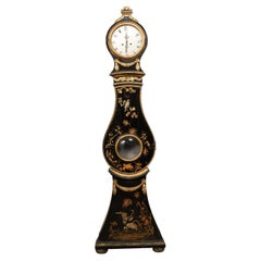 Antique Elegant Swedish Floor Clock Adorn in Nature-Inspired Chinoiserie, Early 19th C