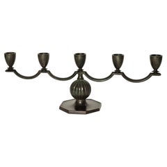 Elegante candelabro Grace sueco de bronce macizo de Jacob Ängman, GAB