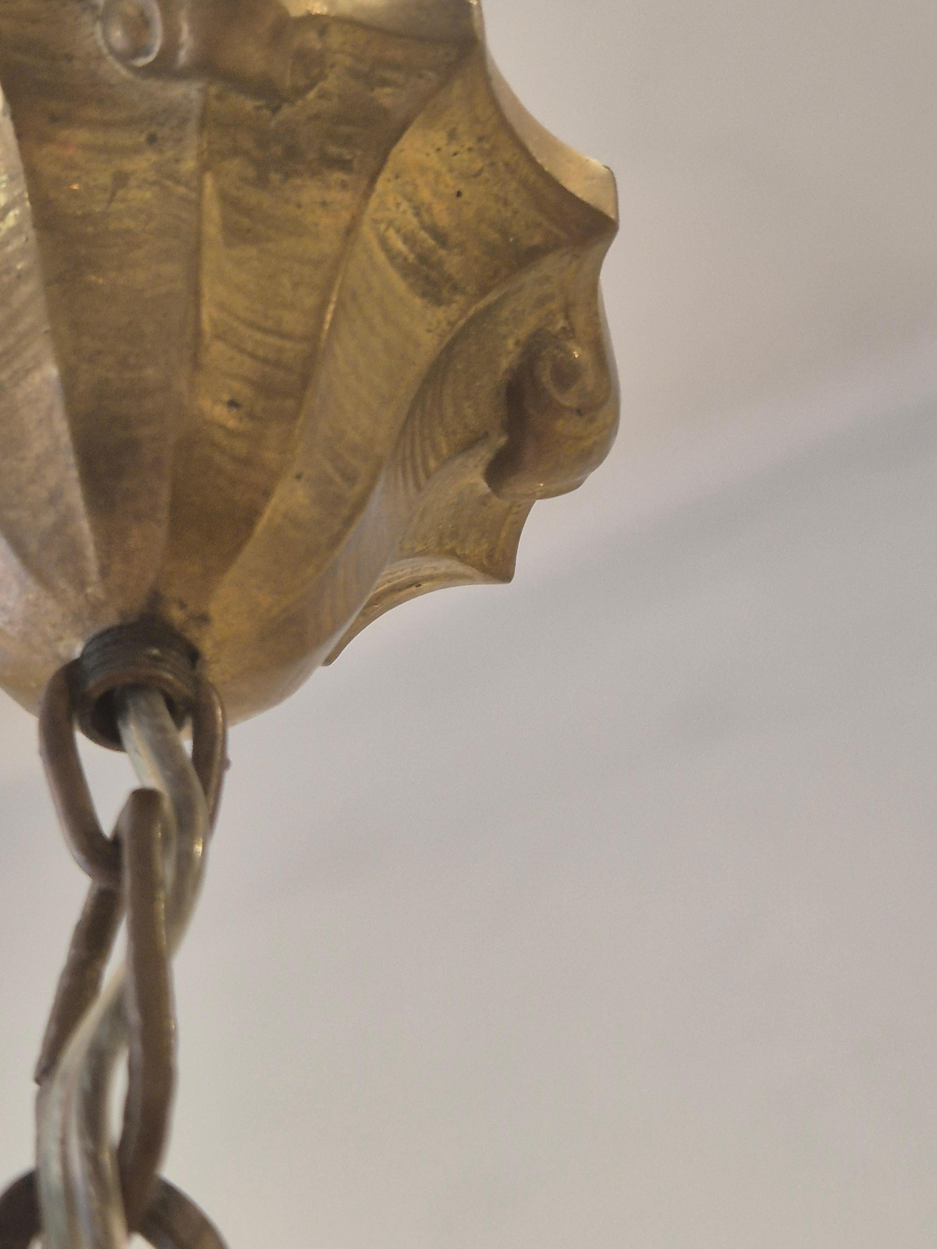 Elegante colgante Grace sueco de bronce dorado y flecos, Herman Bergman. principios del siglo XX en venta