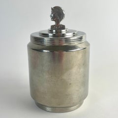 Elegante jarra de peltre Grace sueca, fechada en 1937 - con remate femenino estilizado