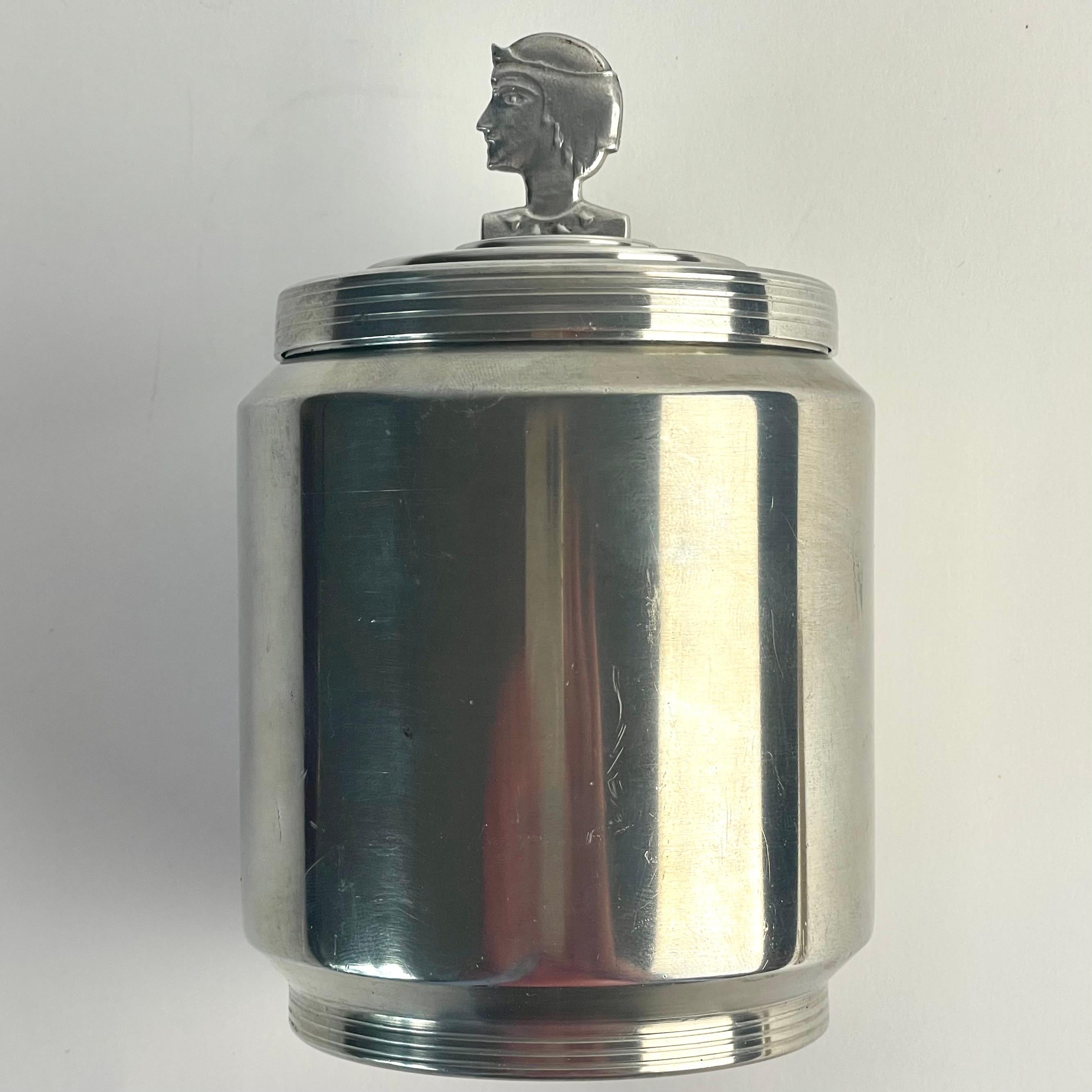 Elegant Swedish Grace Pewter Jar, Dated 1937 – with Stylized Female Finial In Good Condition For Sale In Knivsta, SE