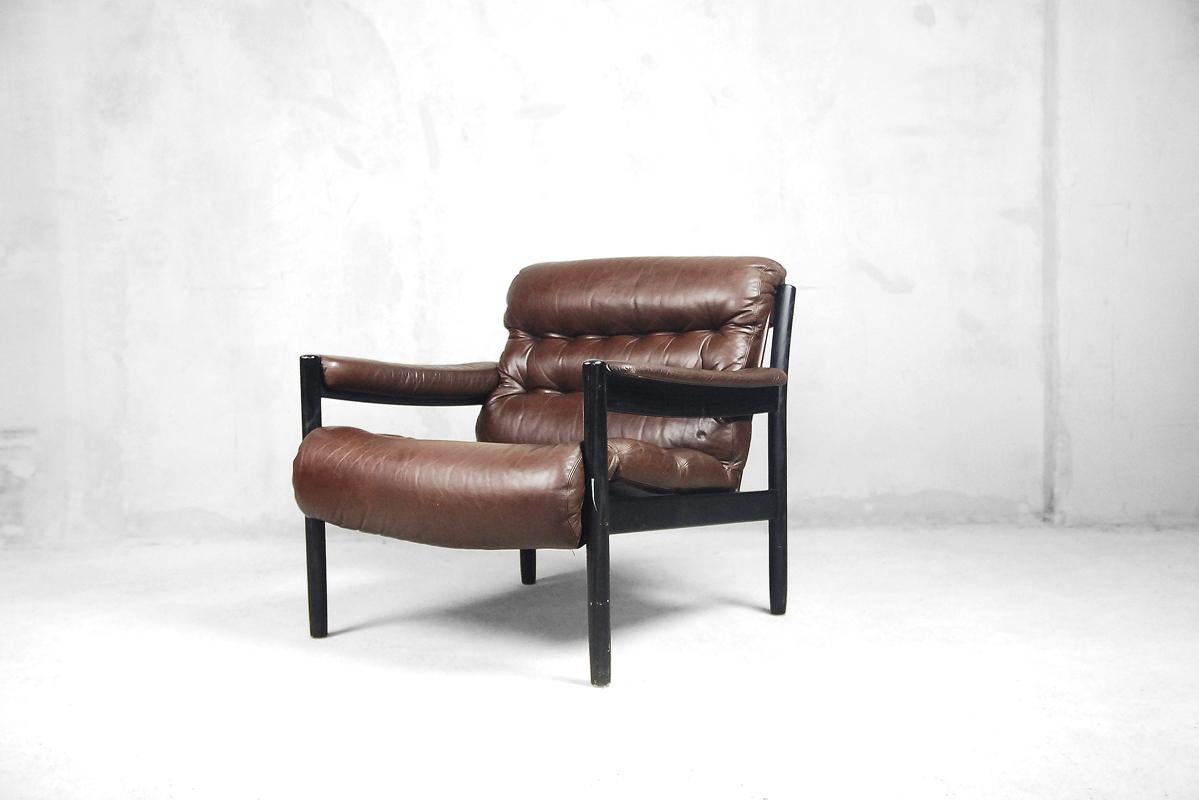 Elegant Swedish Leather Cabinet Armchair by DUX, 1970s, Set of 2 For Sale 3