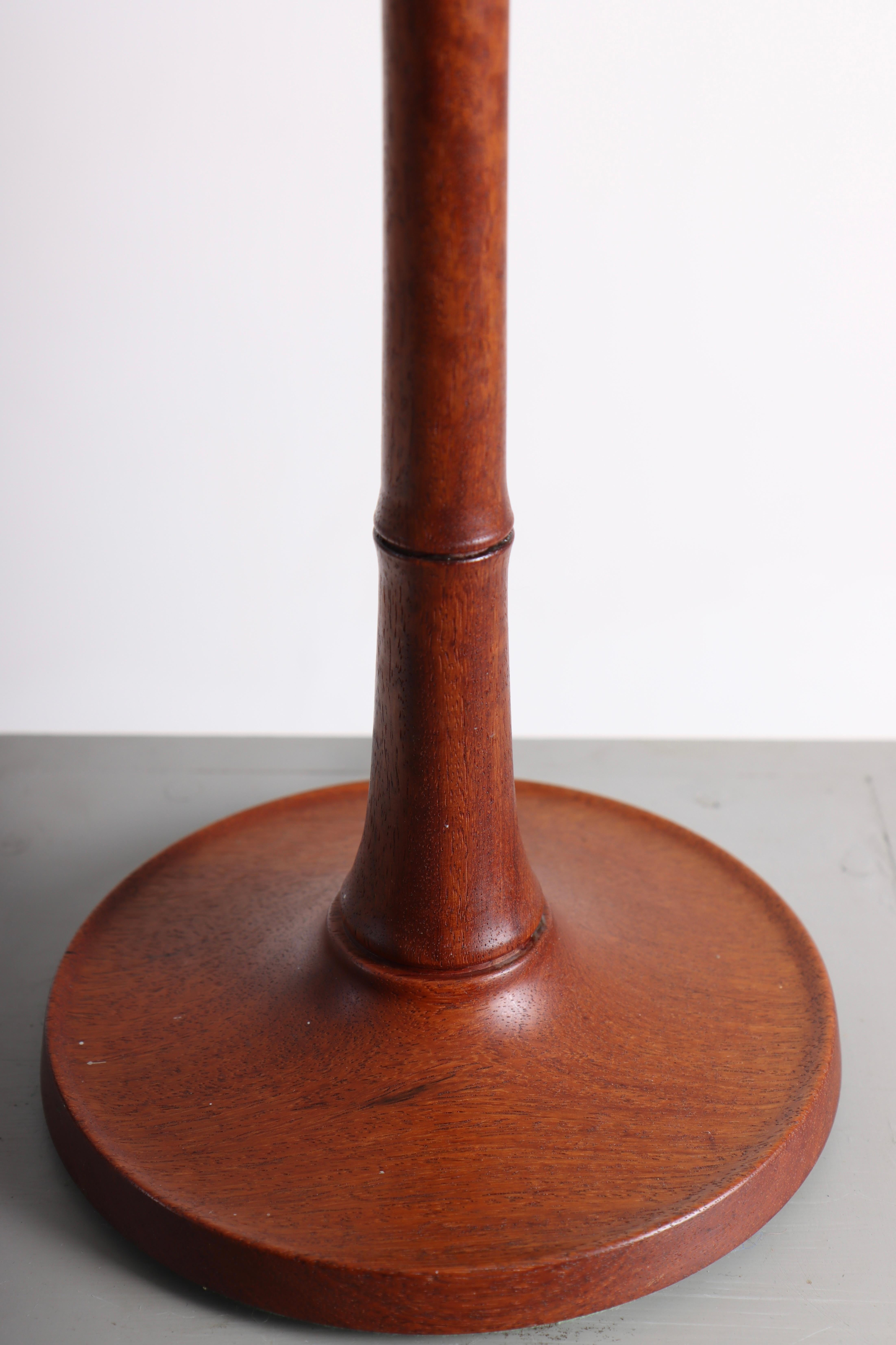 Elegant Table Lamp by Esben Klint In Good Condition For Sale In Lejre, DK