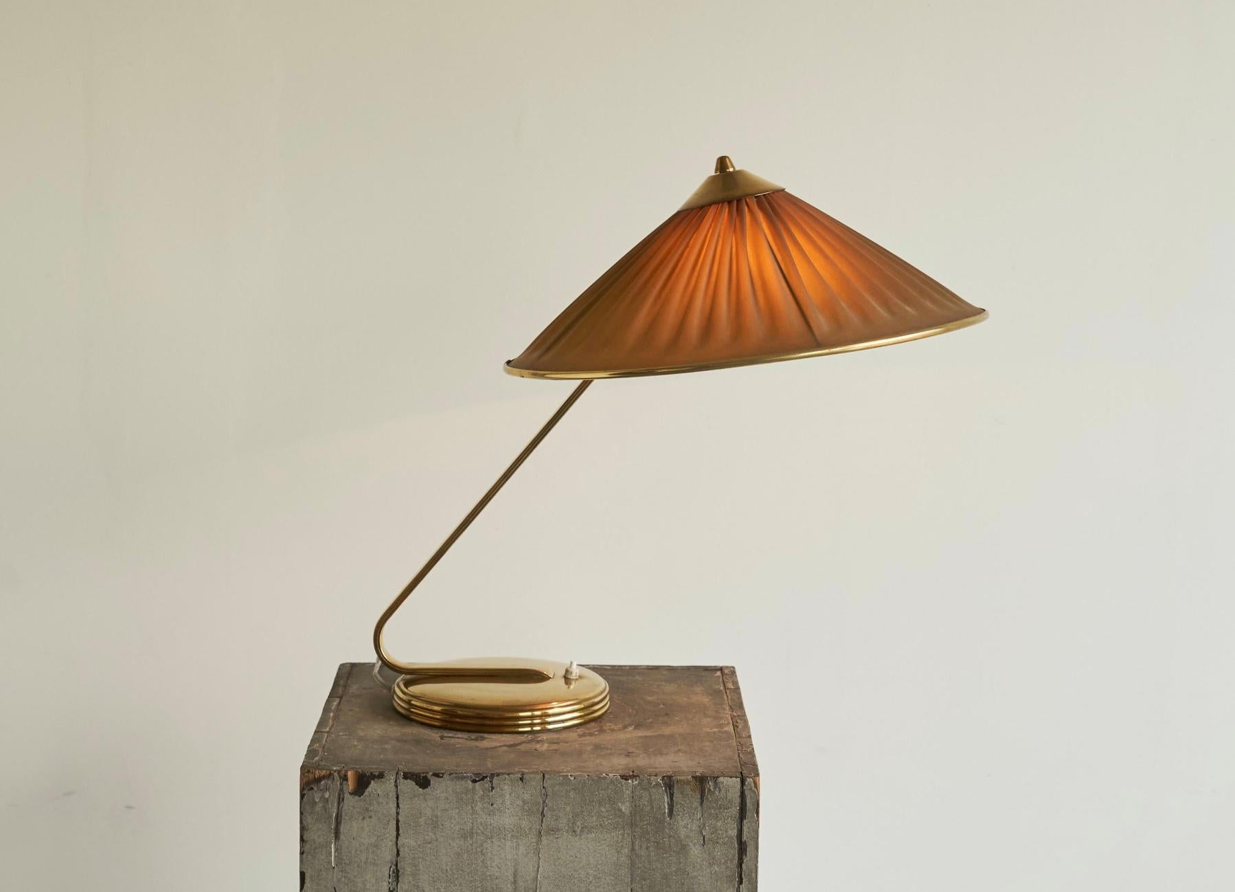 Elegant Table Lamp in Brass and Plissé Shade 1950s 1